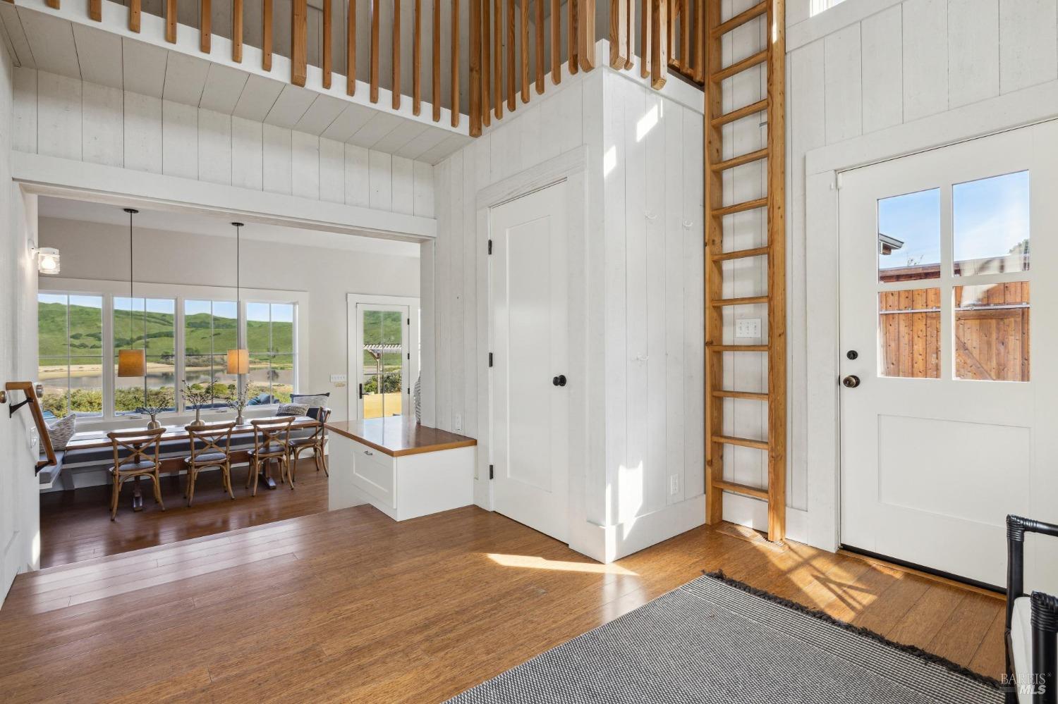 Detail Gallery Image 10 of 72 For 11620 Point Reyes Petaluma Rd, Nicasio,  CA 94946 - 4 Beds | 2/1 Baths