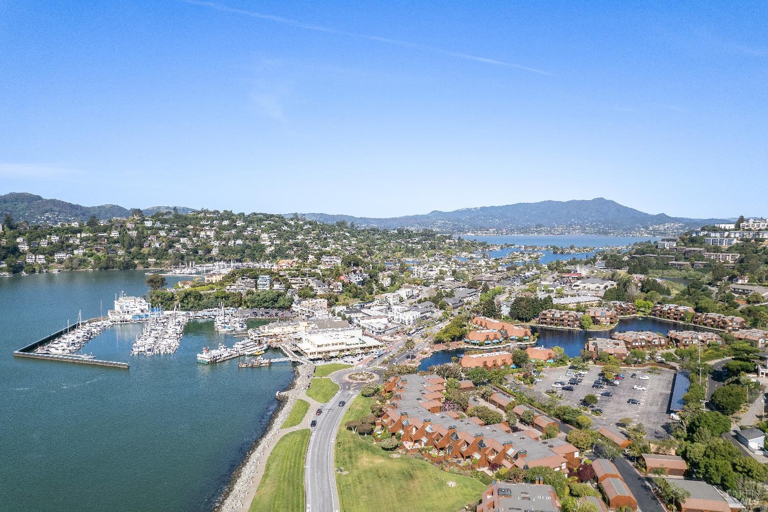 Detail Gallery Image 44 of 46 For 25 Lagoon Vista Rd, Tiburon,  CA 94920 - 2 Beds | 2 Baths