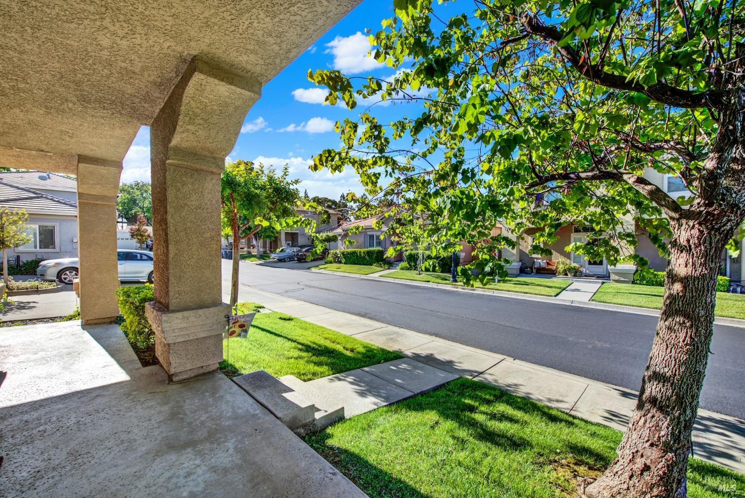 Detail Gallery Image 8 of 51 For 118 Dewberry Dr, Vacaville,  CA 95688 - 3 Beds | 2/1 Baths