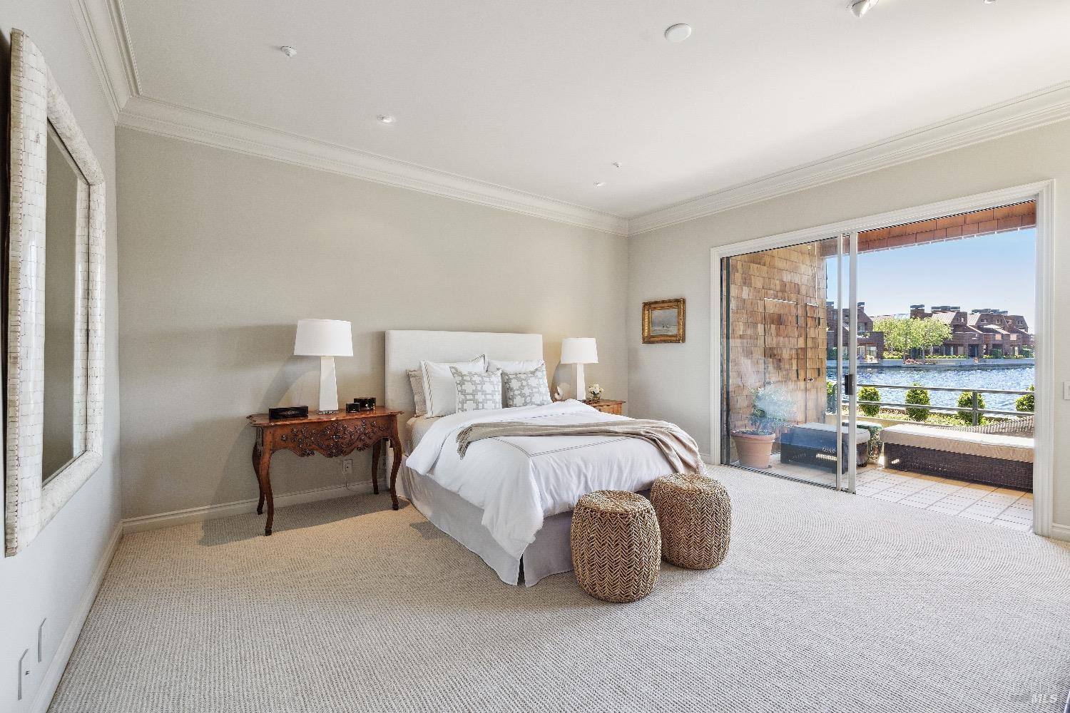 Detail Gallery Image 14 of 46 For 25 Lagoon Vista Rd, Tiburon,  CA 94920 - 2 Beds | 2 Baths
