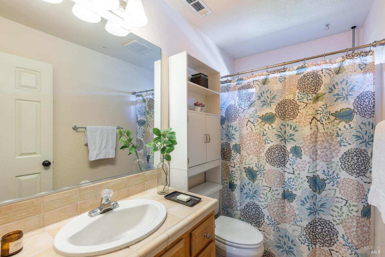 Detail Gallery Image 29 of 38 For 4446 Stillson St, Napa,  CA 94558 - 3 Beds | 2/1 Baths