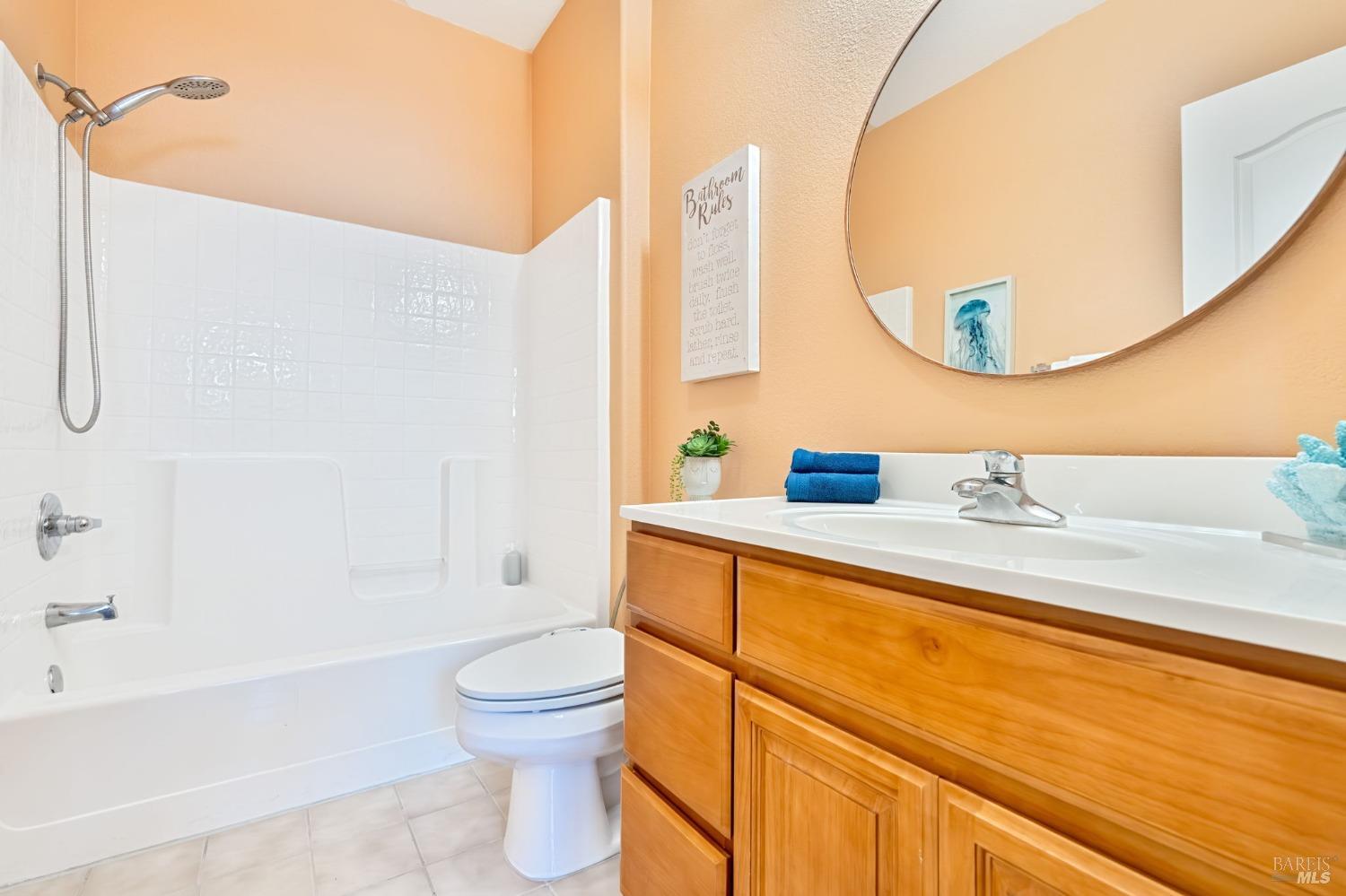 Detail Gallery Image 22 of 61 For 368 Sterling Way, San Rafael,  CA 94903 - 3 Beds | 2/1 Baths