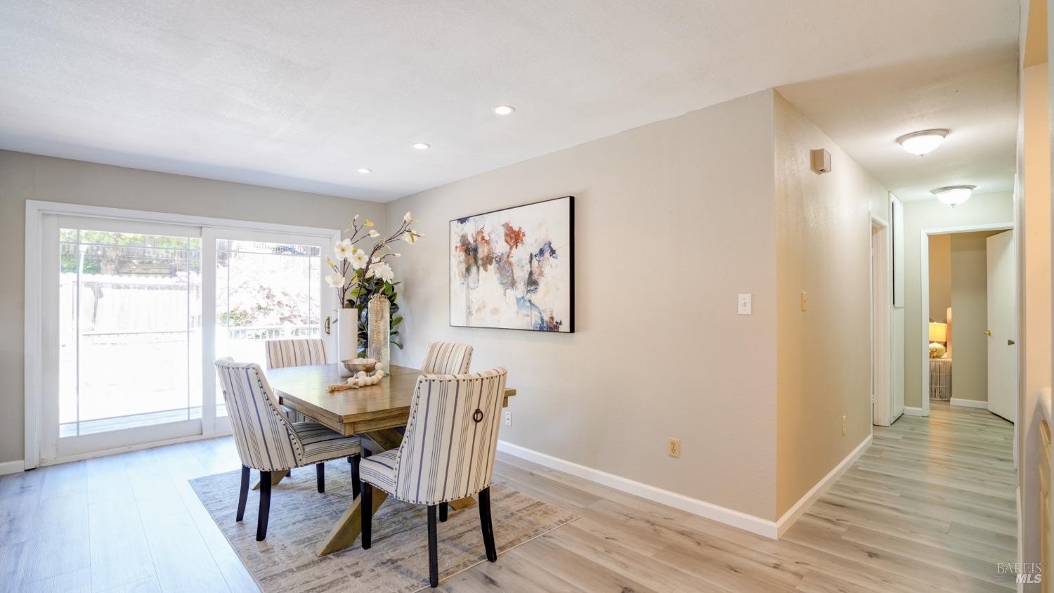 Detail Gallery Image 16 of 33 For 1261 Military St, Benicia,  CA 94510 - 3 Beds | 2 Baths