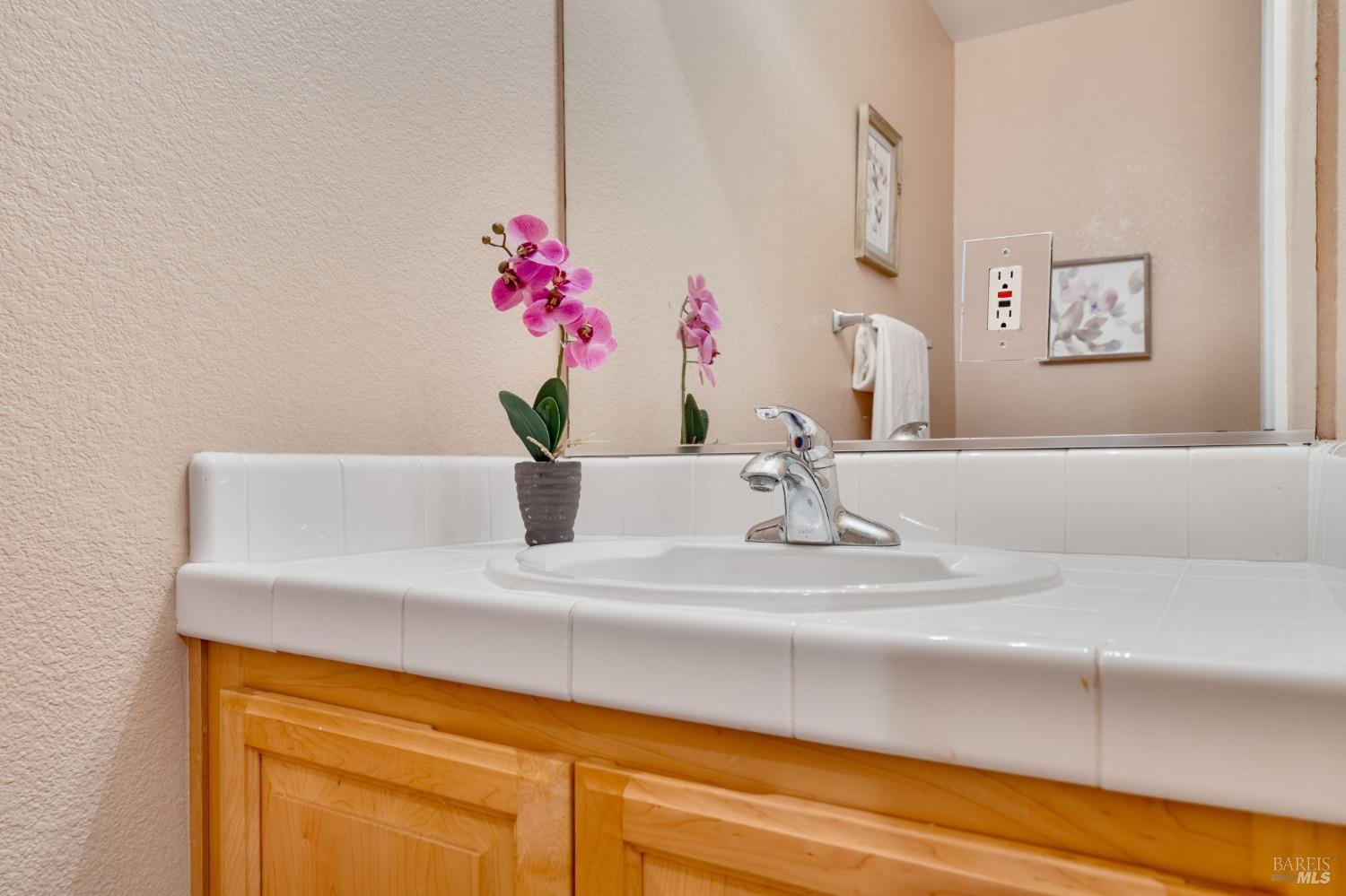 Detail Gallery Image 27 of 61 For 368 Sterling Way, San Rafael,  CA 94903 - 3 Beds | 2/1 Baths