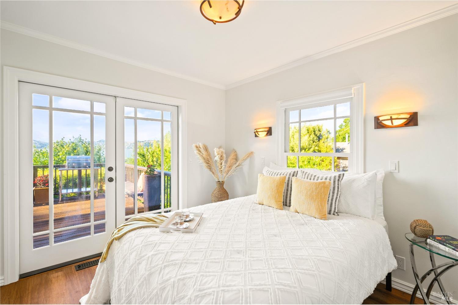 Detail Gallery Image 20 of 58 For 927 Bridgeway Unkn, Sausalito,  CA 94965 - 2 Beds | 1 Baths