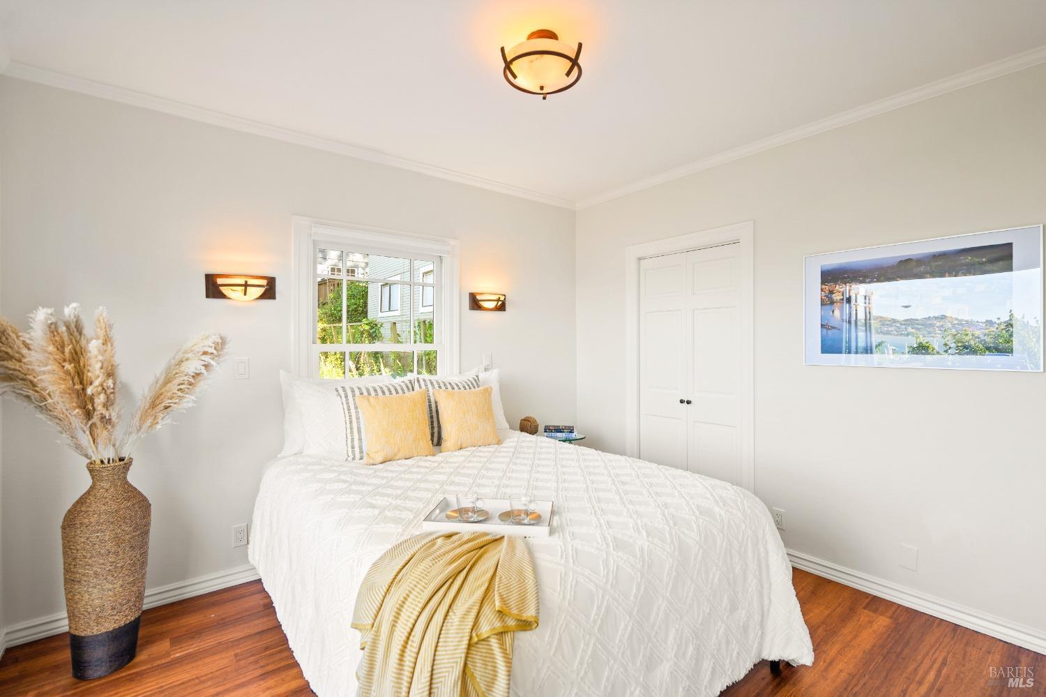 Detail Gallery Image 19 of 58 For 927 Bridgeway Unkn, Sausalito,  CA 94965 - 2 Beds | 1 Baths