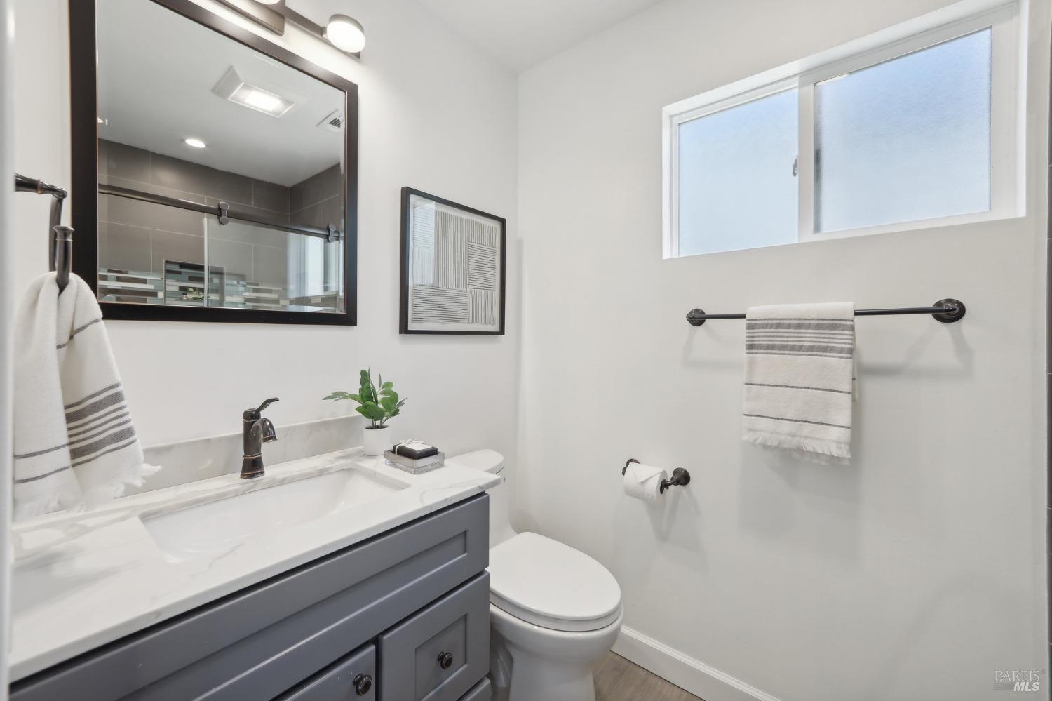 Detail Gallery Image 26 of 48 For 2336 Alice St, Napa,  CA 94558 - 3 Beds | 2 Baths