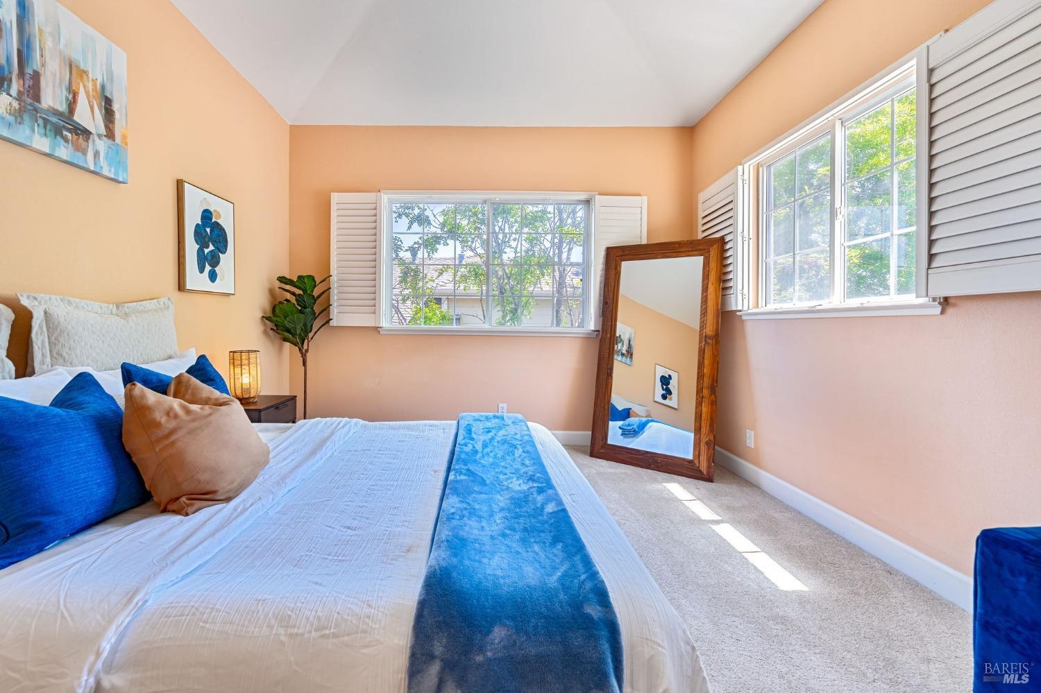 Detail Gallery Image 20 of 61 For 368 Sterling Way, San Rafael,  CA 94903 - 3 Beds | 2/1 Baths