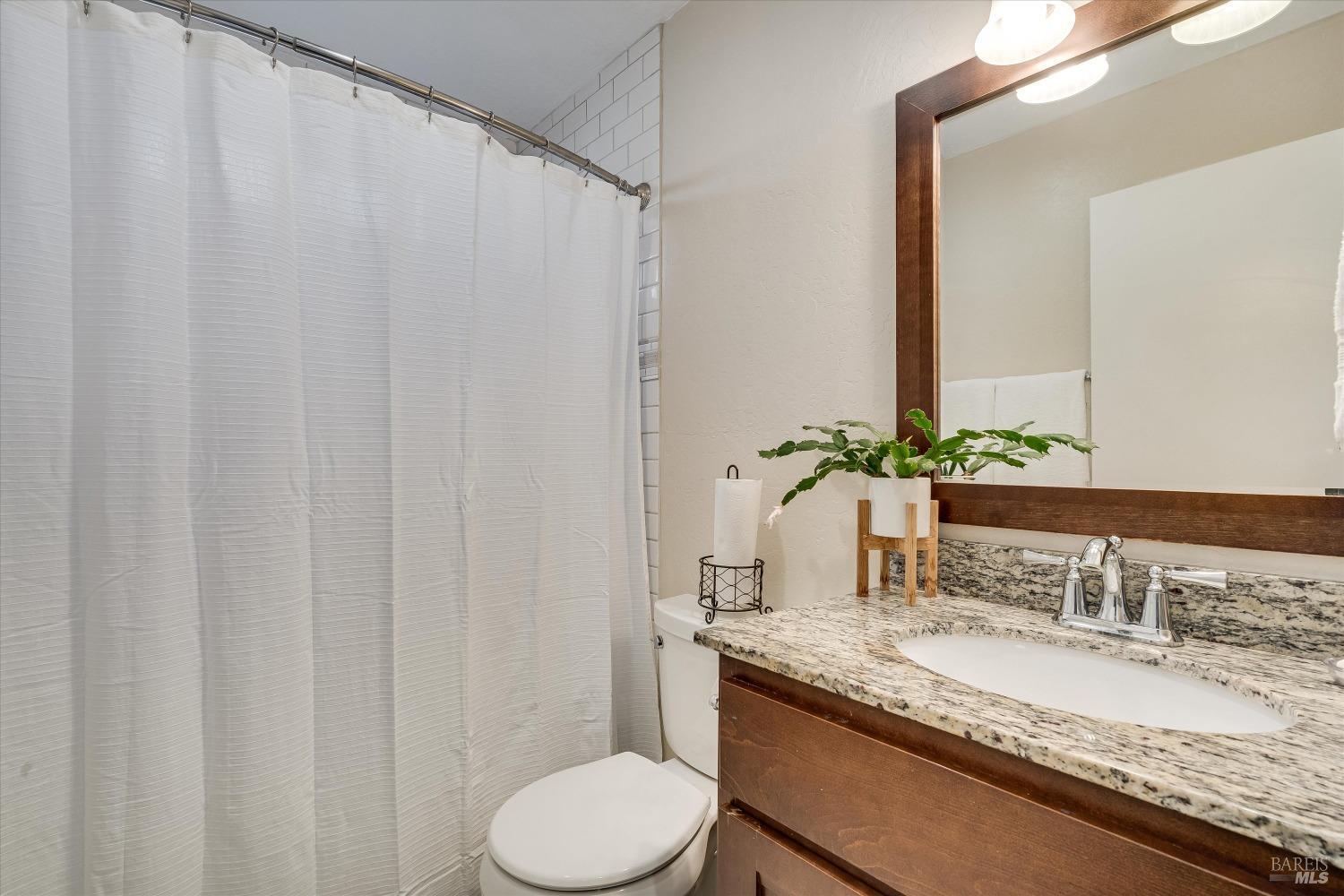 Detail Gallery Image 32 of 45 For 1937 Jennings Ave, Santa Rosa,  CA 95401 - 3 Beds | 2 Baths