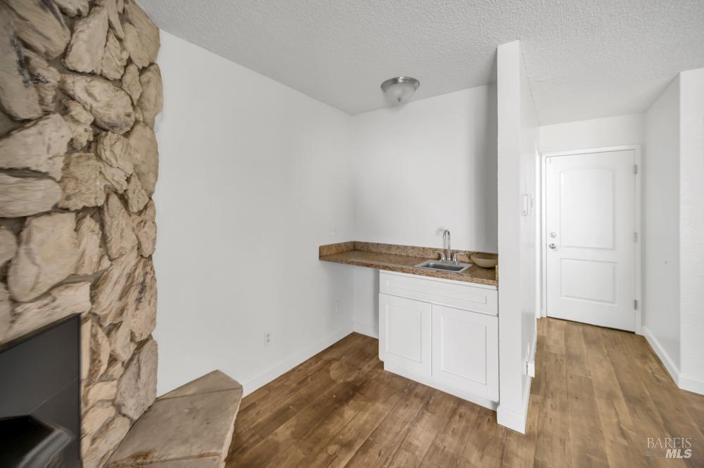 Detail Gallery Image 19 of 45 For 369 Arlington Cir, Fairfield,  CA 94533 - 4 Beds | 2/1 Baths