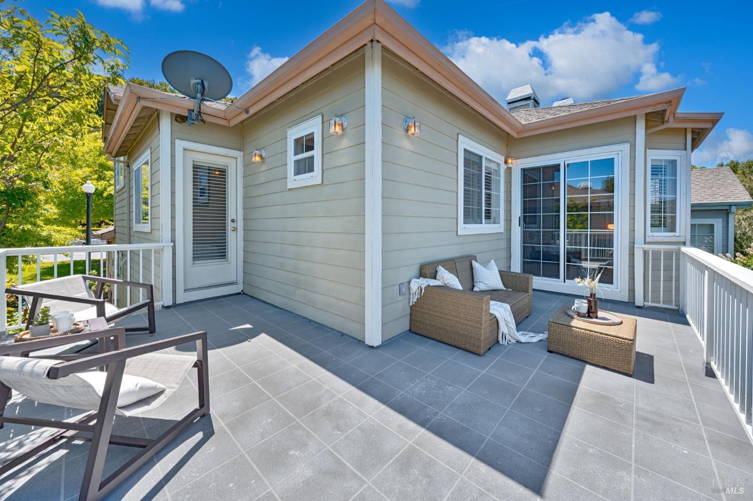 Detail Gallery Image 38 of 61 For 368 Sterling Way, San Rafael,  CA 94903 - 3 Beds | 2/1 Baths