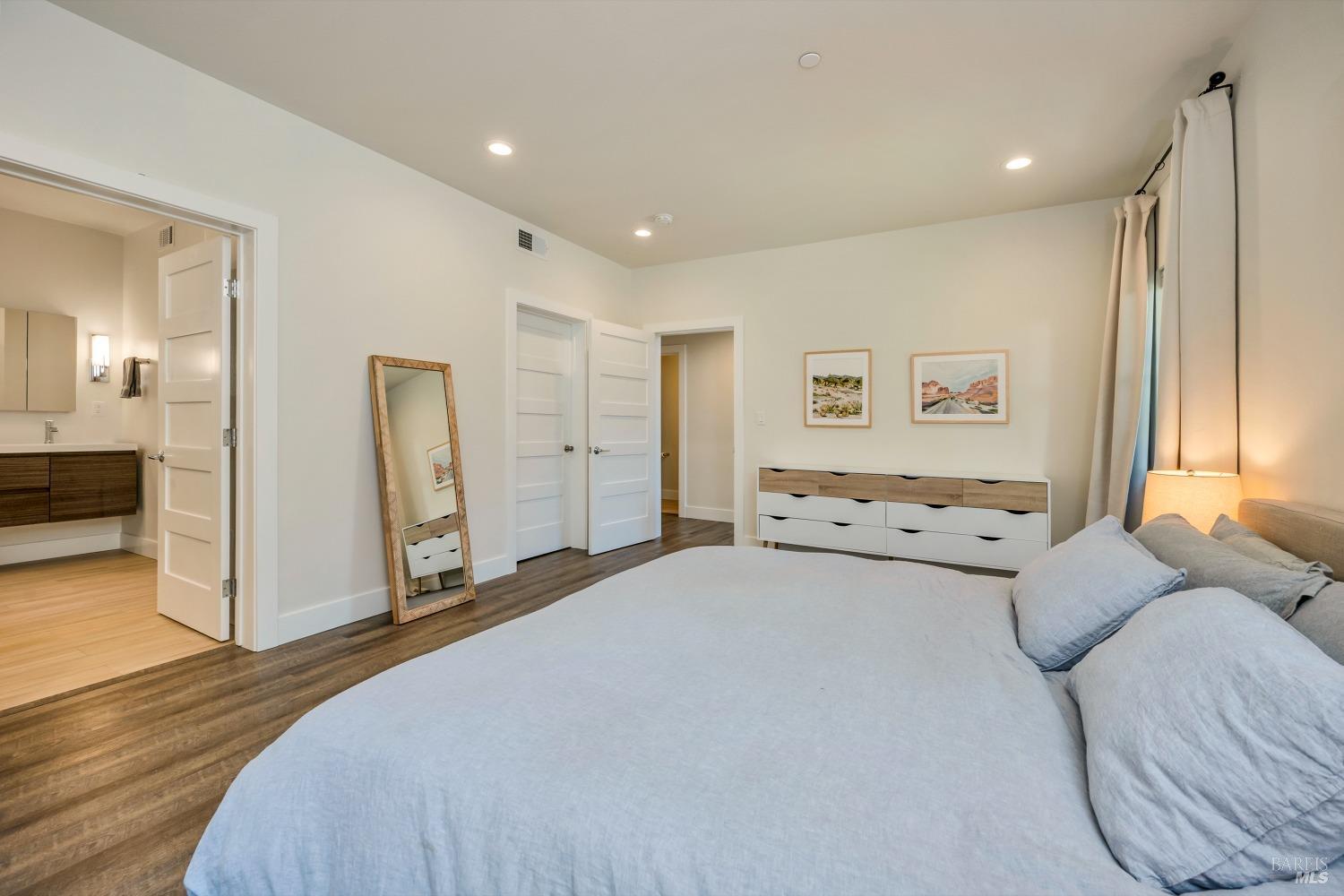 Detail Gallery Image 26 of 42 For 533 N Cloverdale Blvd, Cloverdale,  CA 95425 - 3 Beds | 2/1 Baths