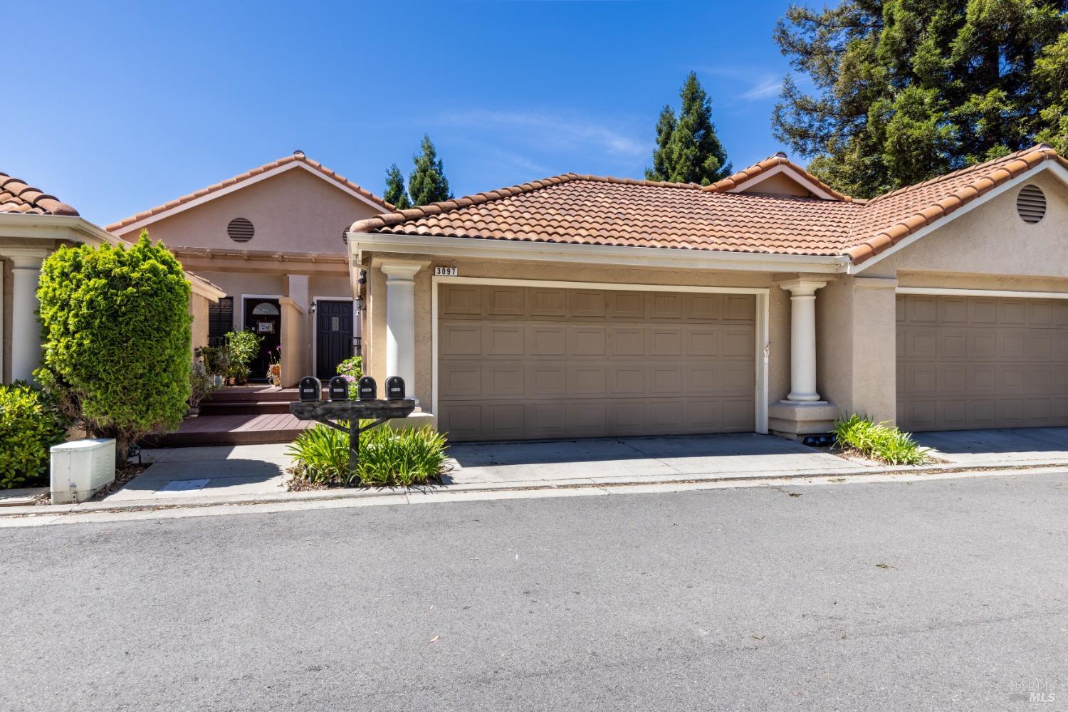 Detail Gallery Image 1 of 47 For 3097 Tahoe Pl, San Ramon,  CA 94582 - 3 Beds | 2/1 Baths