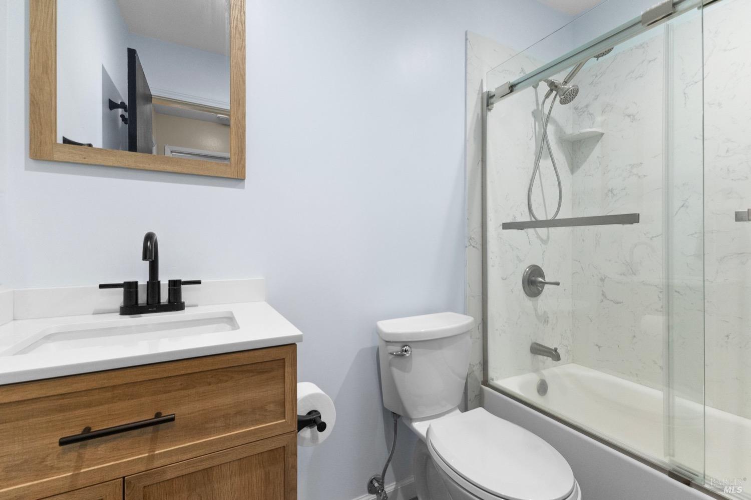 Detail Gallery Image 11 of 22 For 1333 N Camino Alto Unkn #127,  Vallejo,  CA 94589 - 1 Beds | 1 Baths