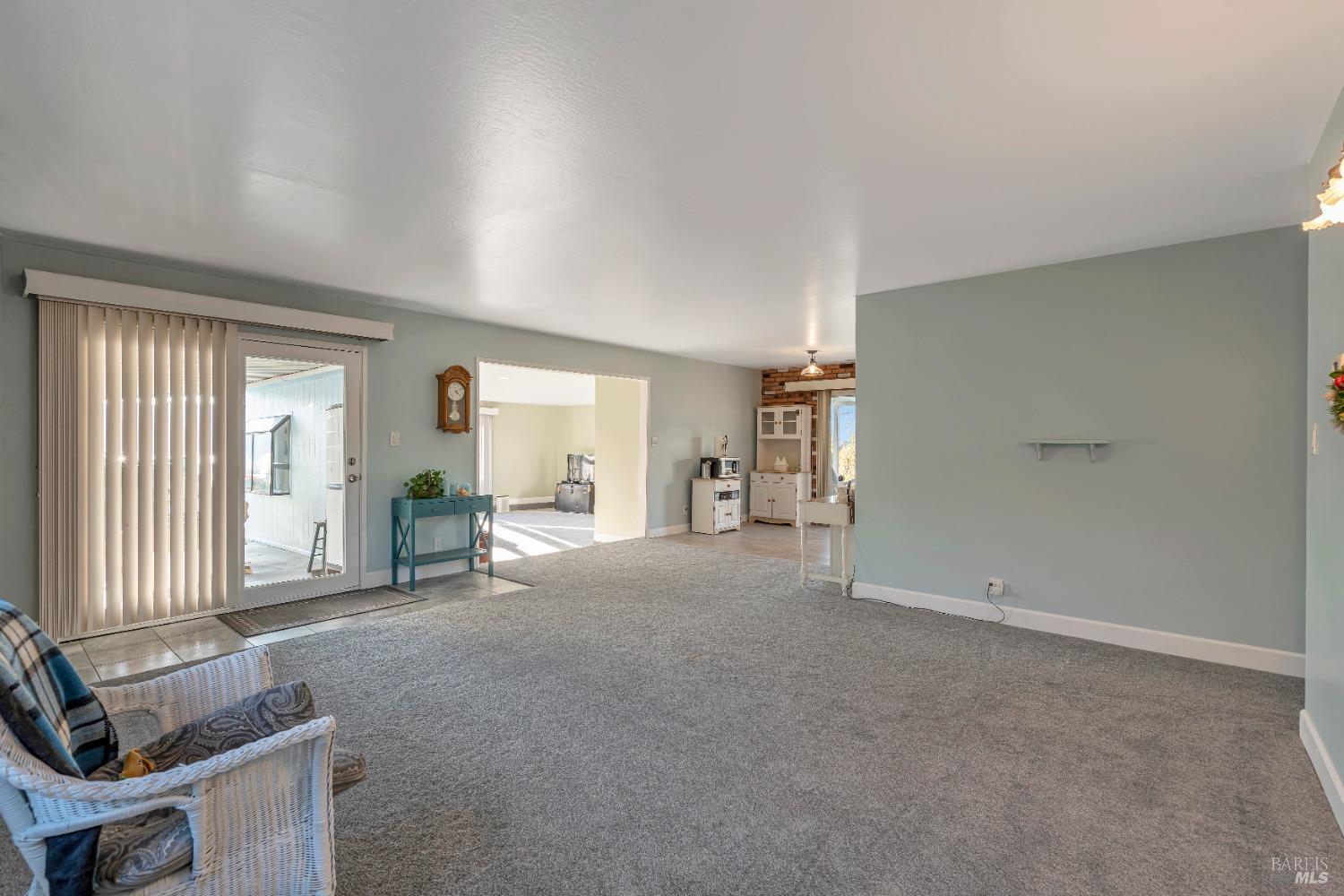 Detail Gallery Image 28 of 31 For 532 Gloria Way, Benicia,  CA 94510 - 4 Beds | 2/1 Baths