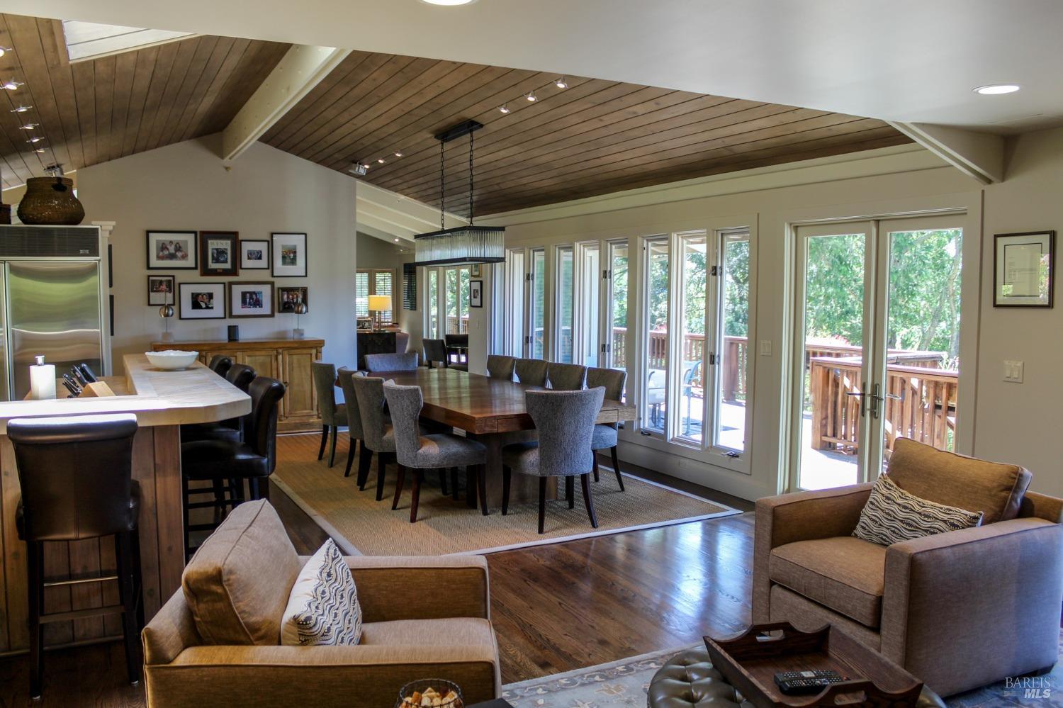 Detail Gallery Image 16 of 55 For 157 Knoll Pl, Saint Helena,  CA 94574 - 5 Beds | 4/1 Baths