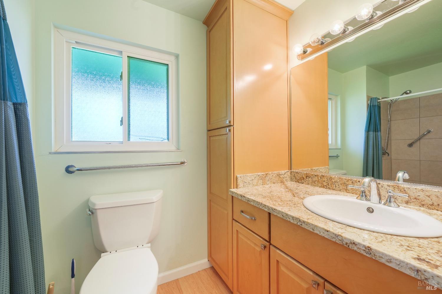 Detail Gallery Image 17 of 25 For 162 Isle Royale Cir, Vacaville,  CA 95687 - 2 Beds | 2 Baths