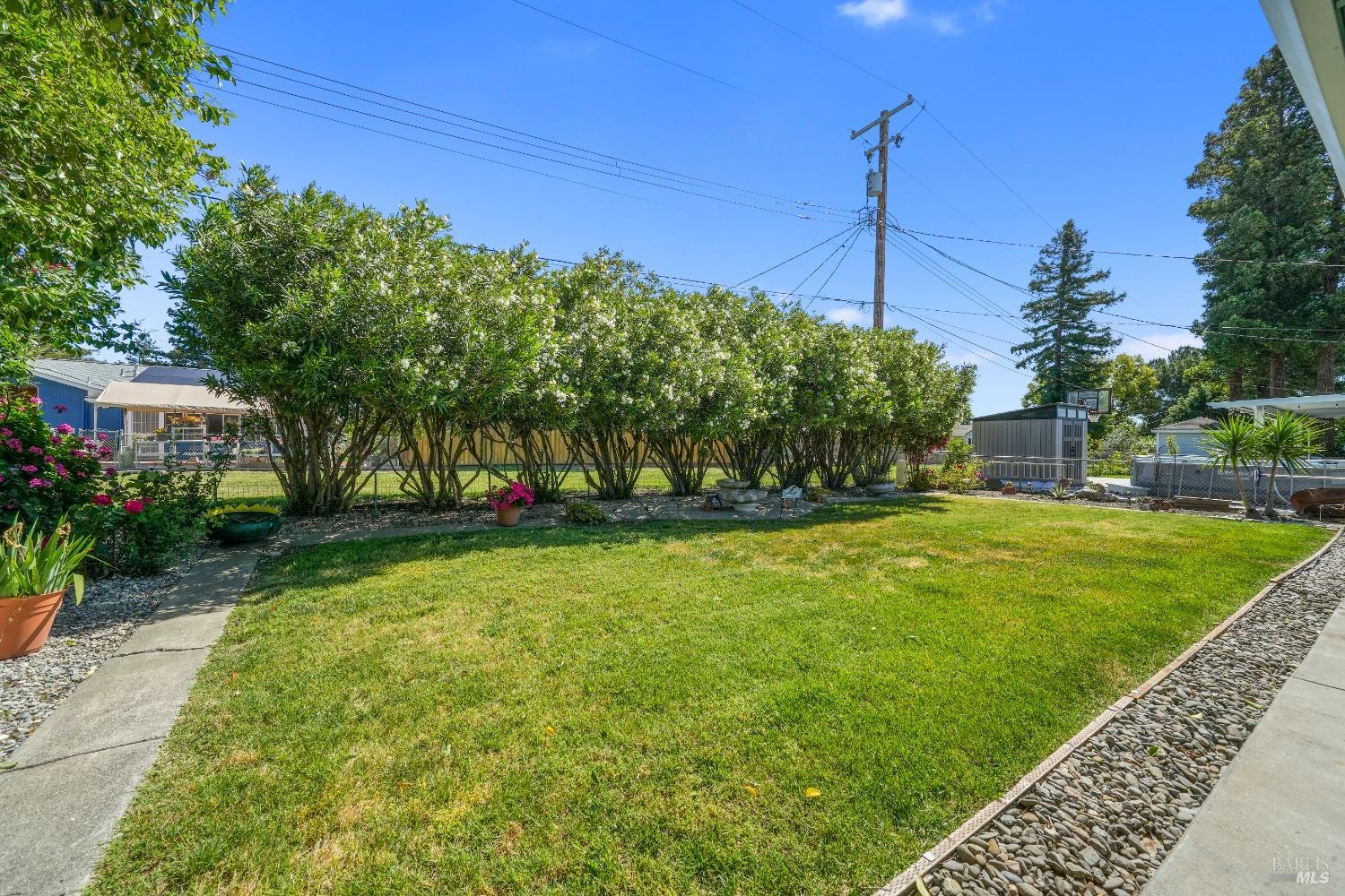 Detail Gallery Image 22 of 25 For 162 Isle Royale Cir, Vacaville,  CA 95687 - 2 Beds | 2 Baths