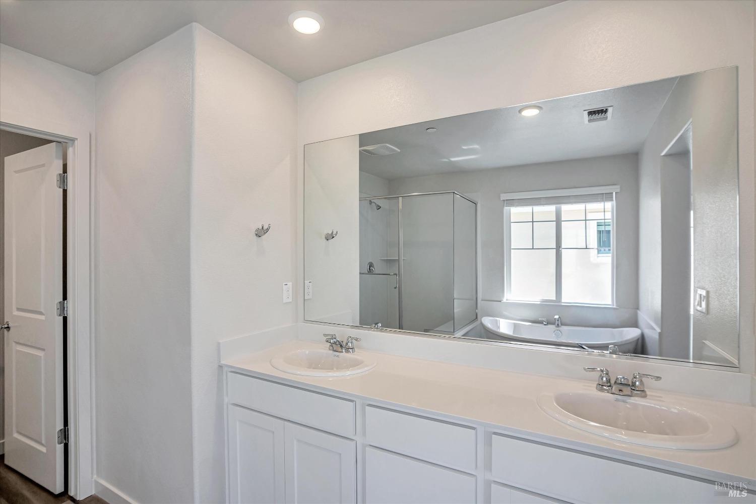 Detail Gallery Image 18 of 25 For 113 Jelly Fish St, Suisun City,  CA 94585 - 3 Beds | 2/1 Baths