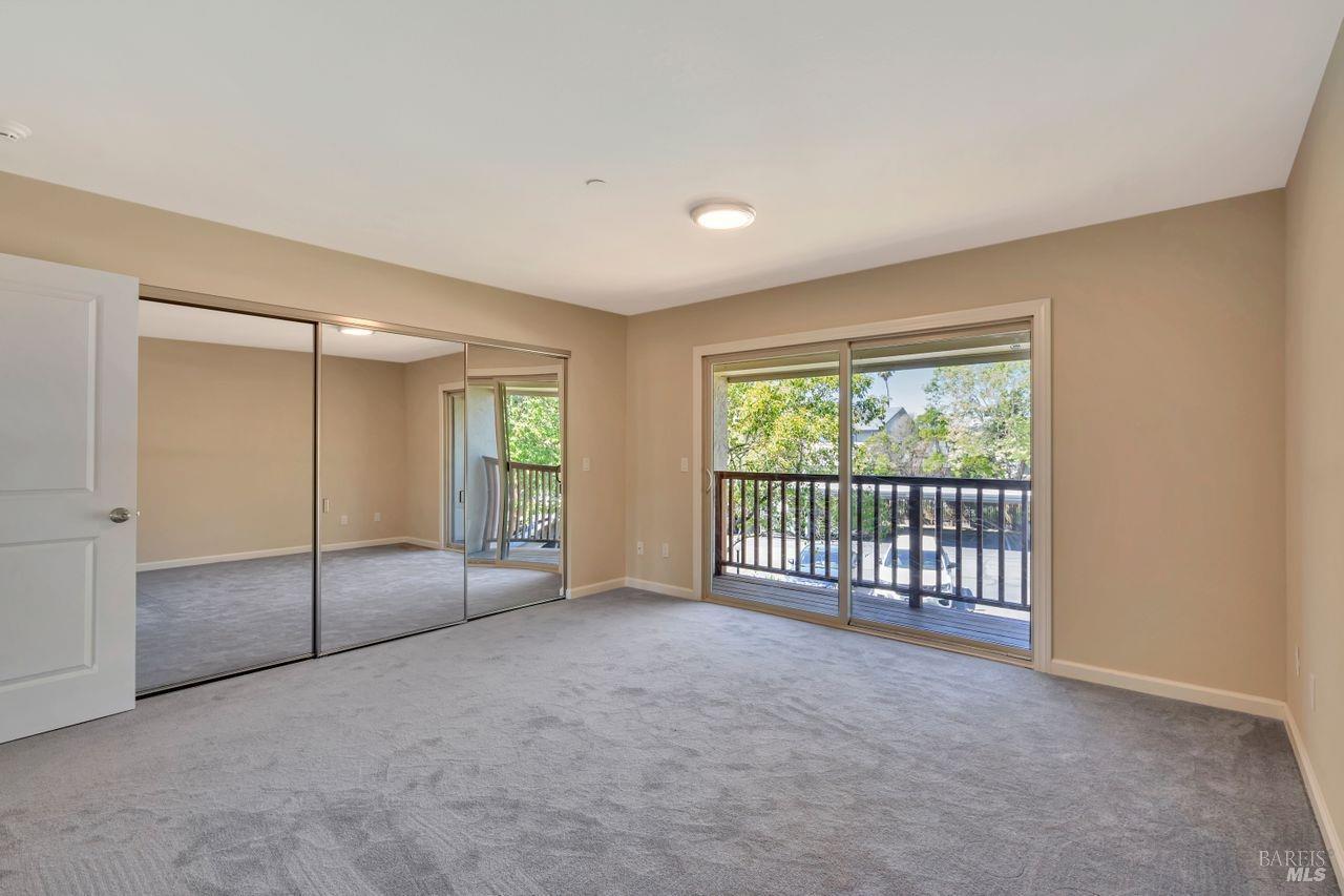 Detail Gallery Image 19 of 35 For 1071 Golf Course Dr, Rohnert Park,  CA 94928 - 2 Beds | 1/1 Baths