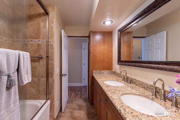 Detail Gallery Image 29 of 71 For 2031 Boonville Rd, Ukiah,  CA 95482 - 3 Beds | 2 Baths