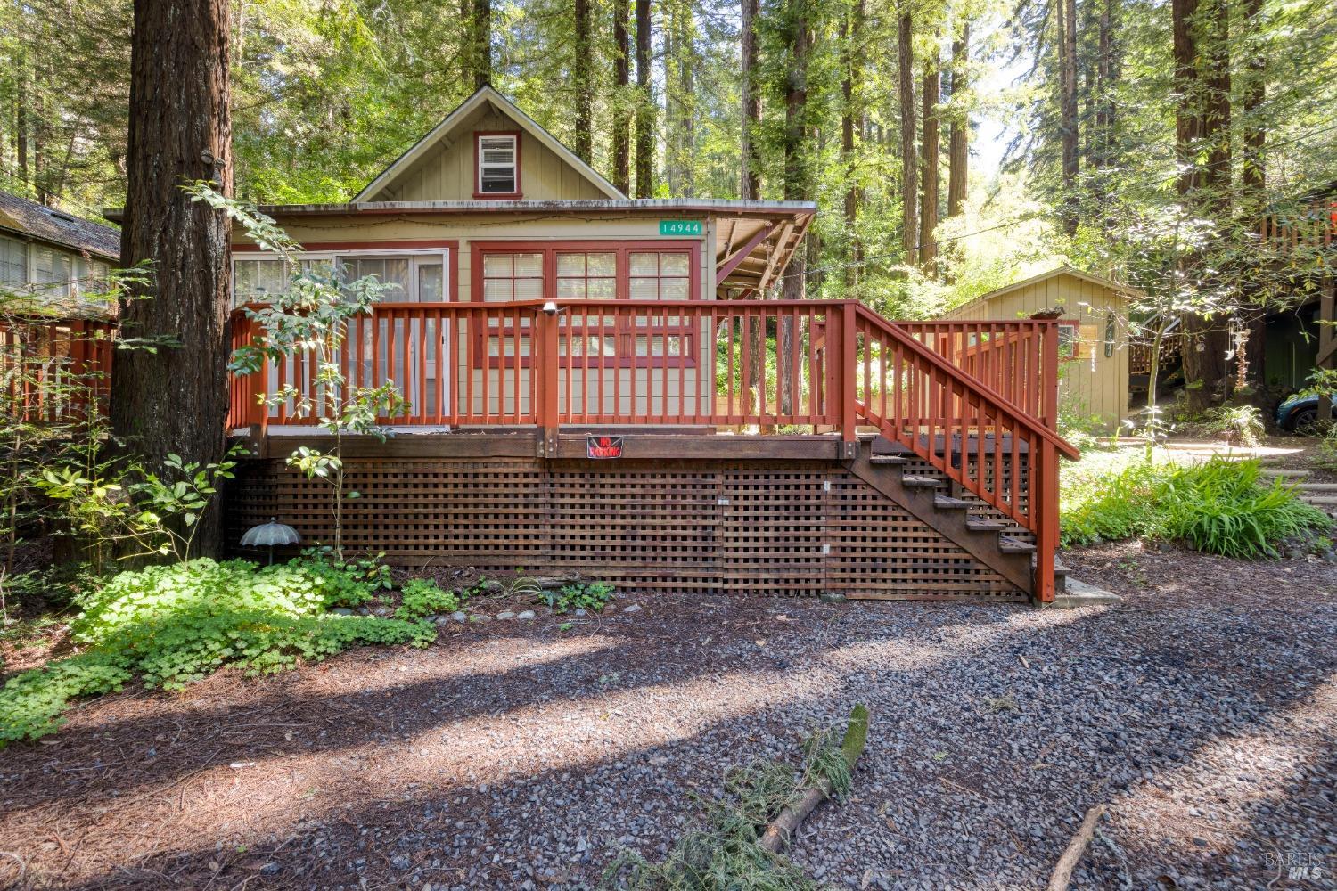 Detail Gallery Image 1 of 24 For 14944 Canyon 6 Rd, Guerneville,  CA 95446 - 1 Beds | 1 Baths