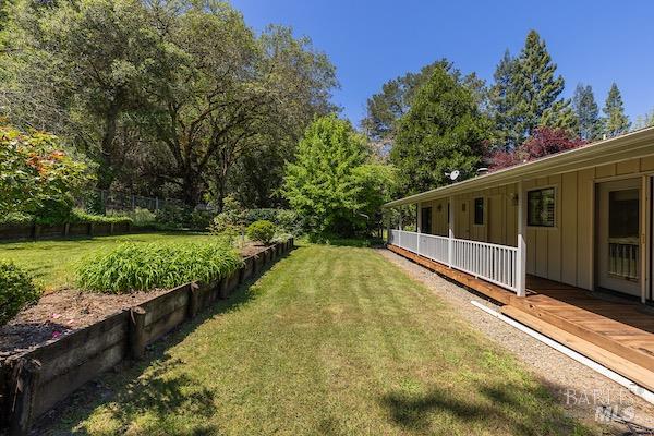 Detail Gallery Image 32 of 71 For 2031 Boonville Rd, Ukiah,  CA 95482 - 3 Beds | 2 Baths