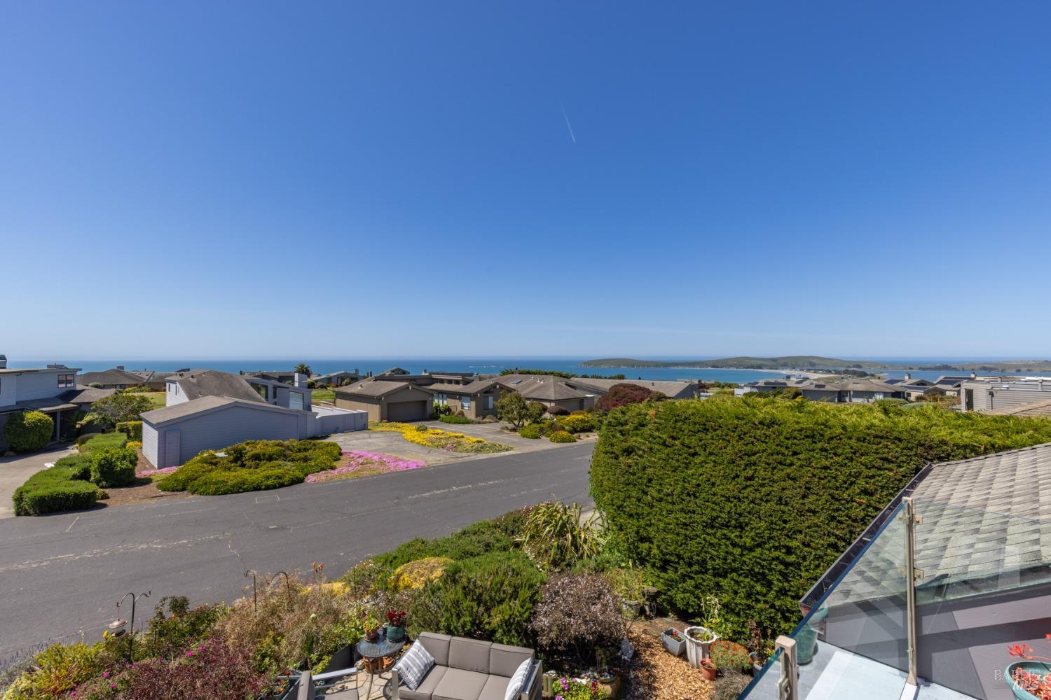 Detail Gallery Image 8 of 62 For 195 Condor Ct #1061,  Bodega Bay,  CA 94923 - 3 Beds | 3 Baths