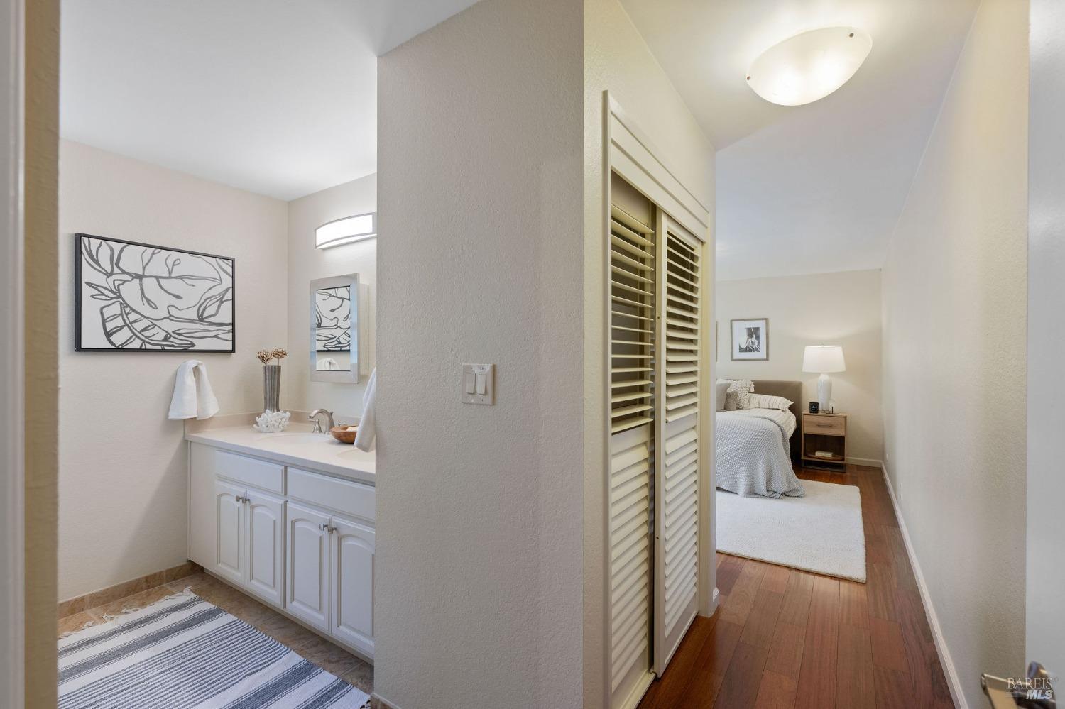 Detail Gallery Image 20 of 38 For 229 Hartson St, Napa,  CA 94559 - 2 Beds | 2 Baths