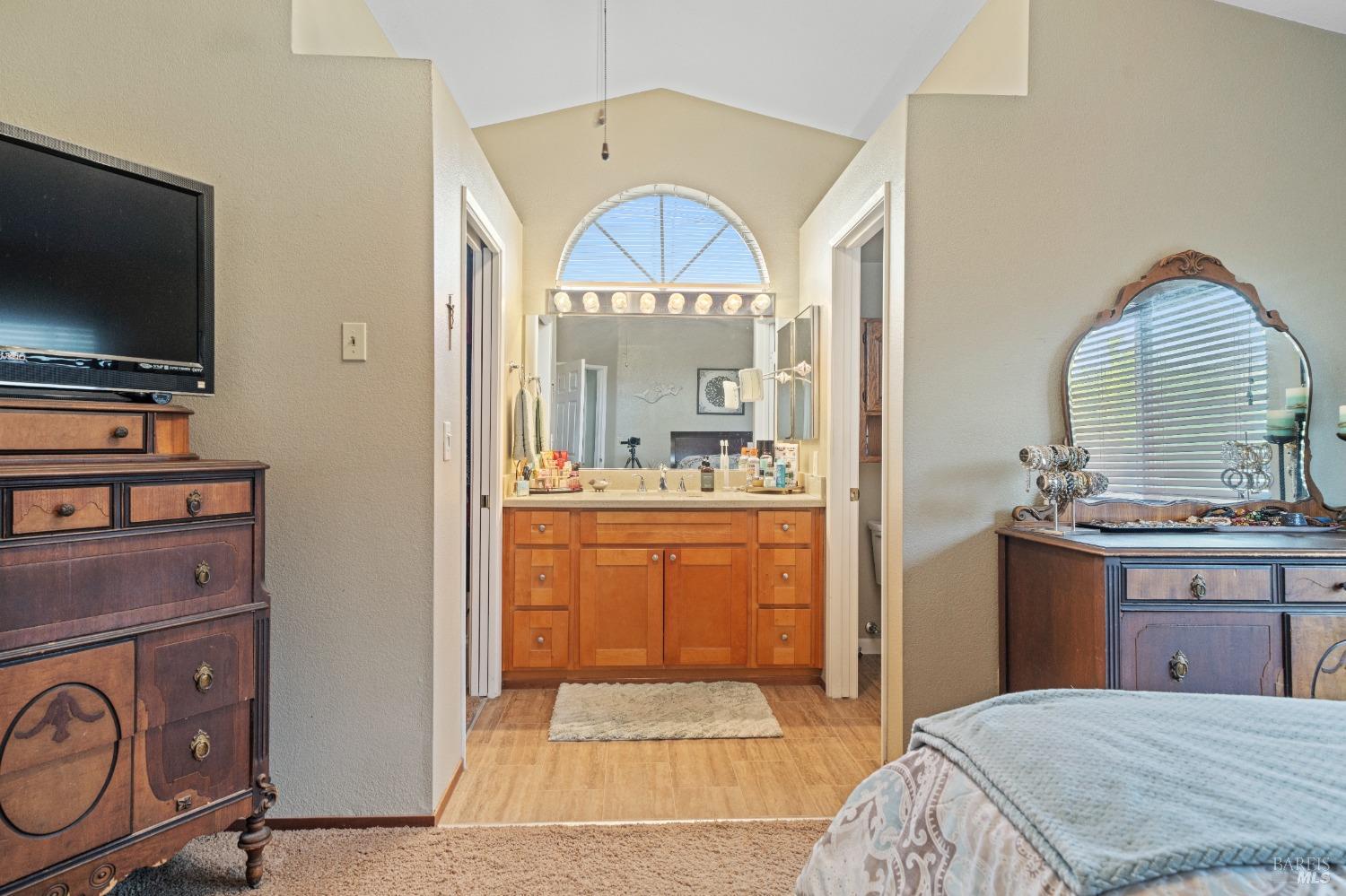 Detail Gallery Image 22 of 37 For 424 Longridge Dr, Vallejo,  CA 94591 - 4 Beds | 2/1 Baths