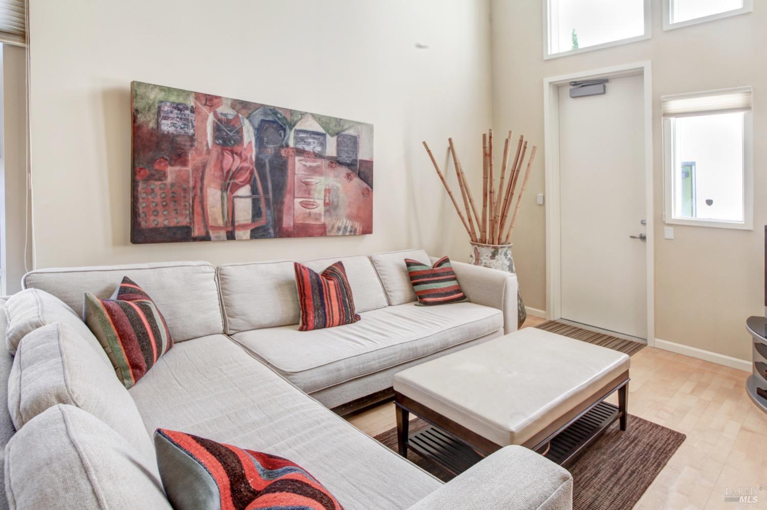 Detail Gallery Image 5 of 22 For 756 1st St #10,  Sonoma,  CA 95476 - 1 Beds | 1/1 Baths