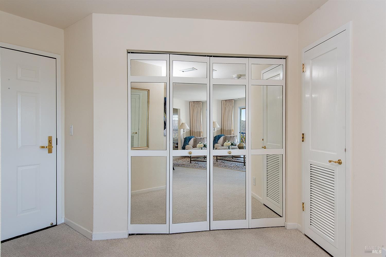 Detail Gallery Image 19 of 35 For 100 Thorndale Dr #319,  San Rafael,  CA 94903 - 2 Beds | 2 Baths
