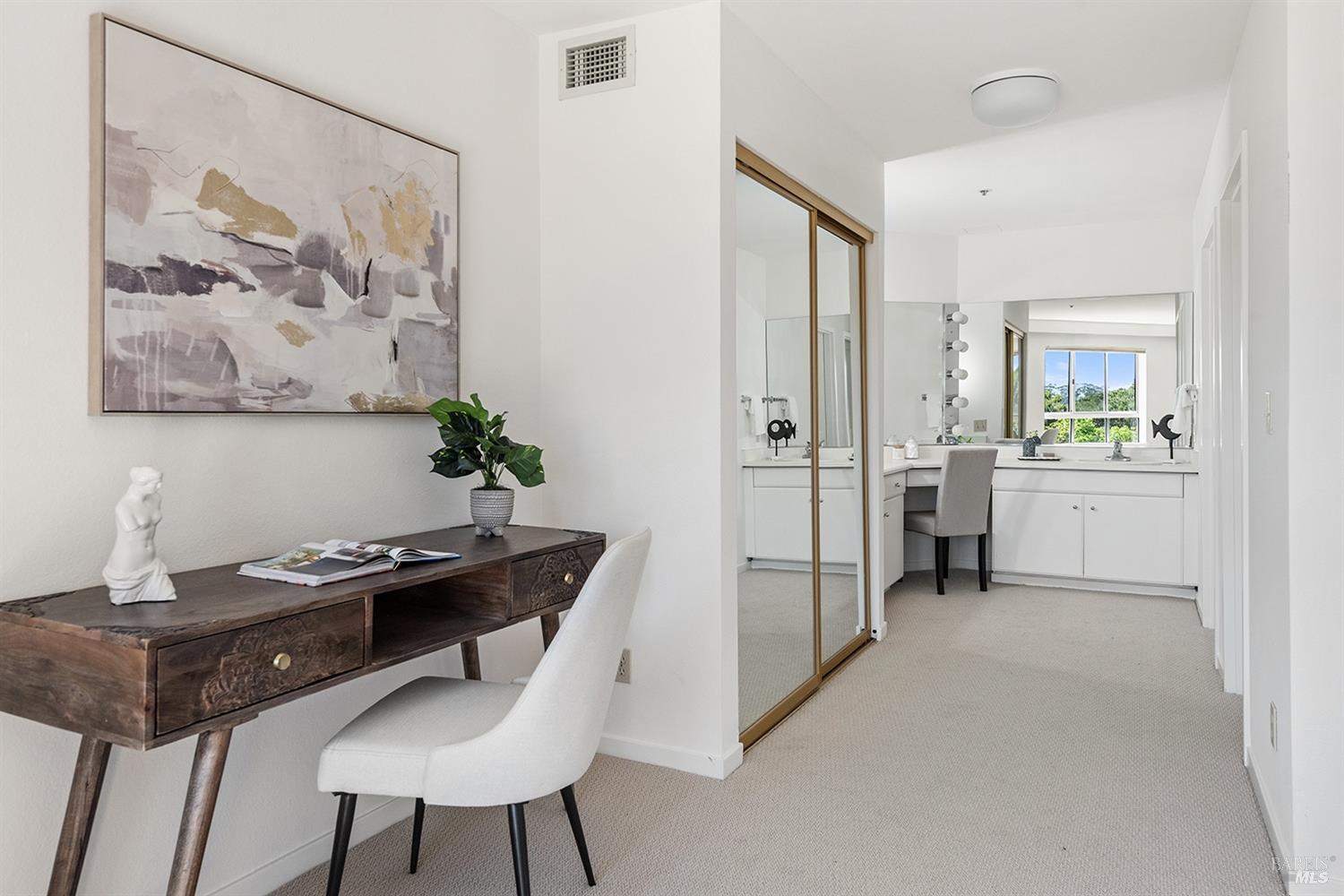 Detail Gallery Image 14 of 31 For 100 Thorndale Dr #229,  San Rafael,  CA 94903 - 2 Beds | 2 Baths