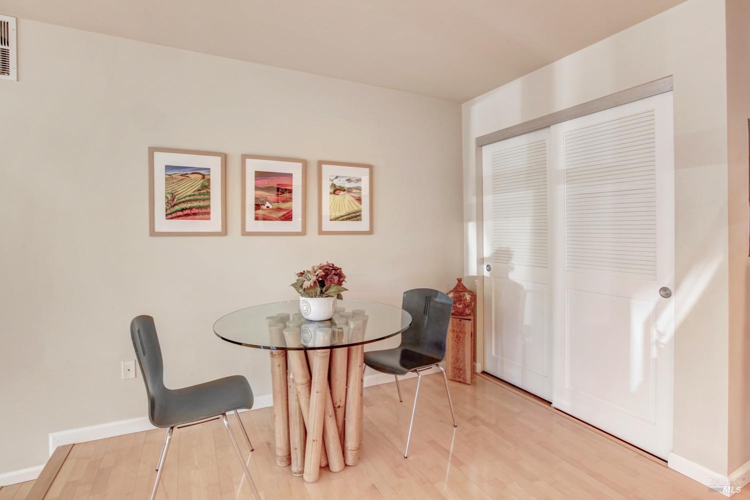 Detail Gallery Image 11 of 22 For 756 1st St #10,  Sonoma,  CA 95476 - 1 Beds | 1/1 Baths