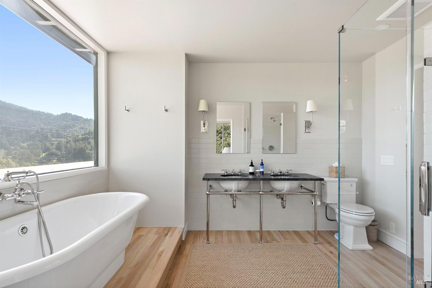 Detail Gallery Image 57 of 85 For 34 Rock Rd, Kentfield,  CA 94904 - 5 Beds | 3 Baths