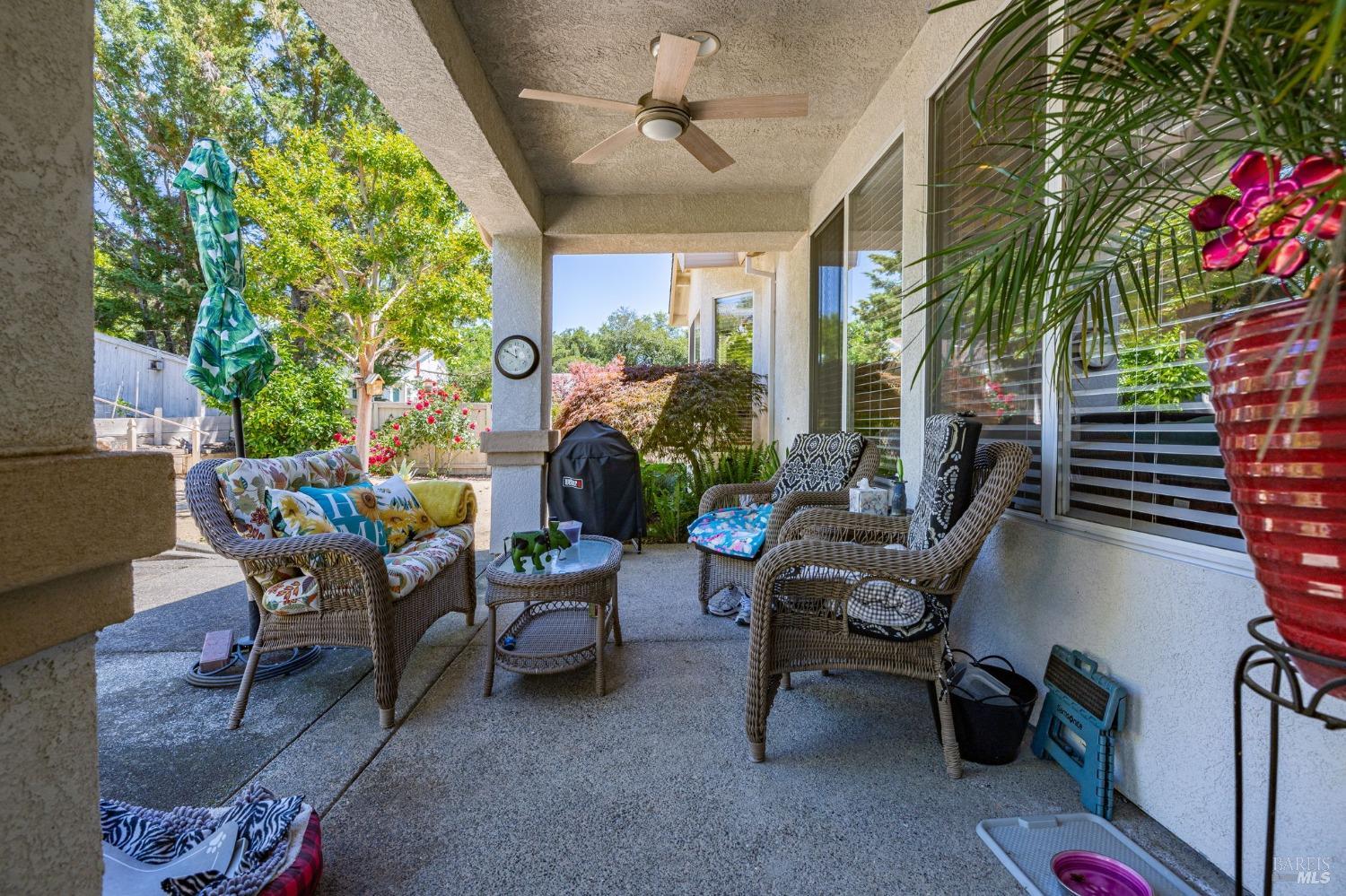 Detail Gallery Image 32 of 45 For 100 W Brookside Dr, Cloverdale,  CA 95425 - 2 Beds | 2 Baths