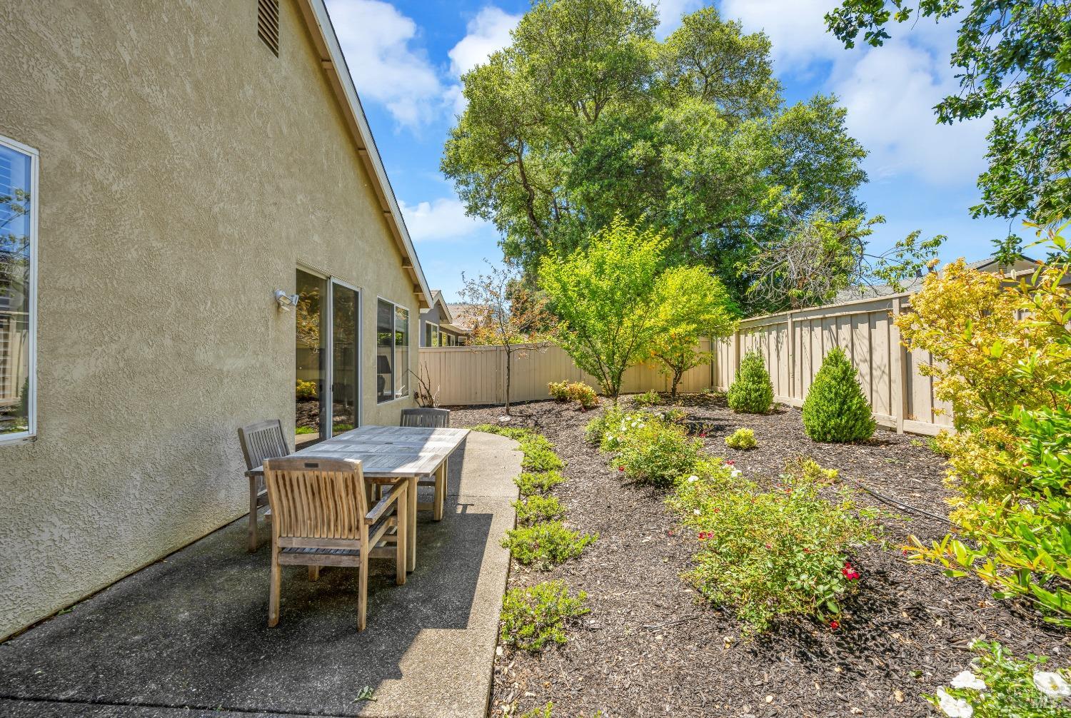 Detail Gallery Image 26 of 26 For 112 Porterfield Creek Dr, Cloverdale,  CA 95425 - 2 Beds | 2 Baths