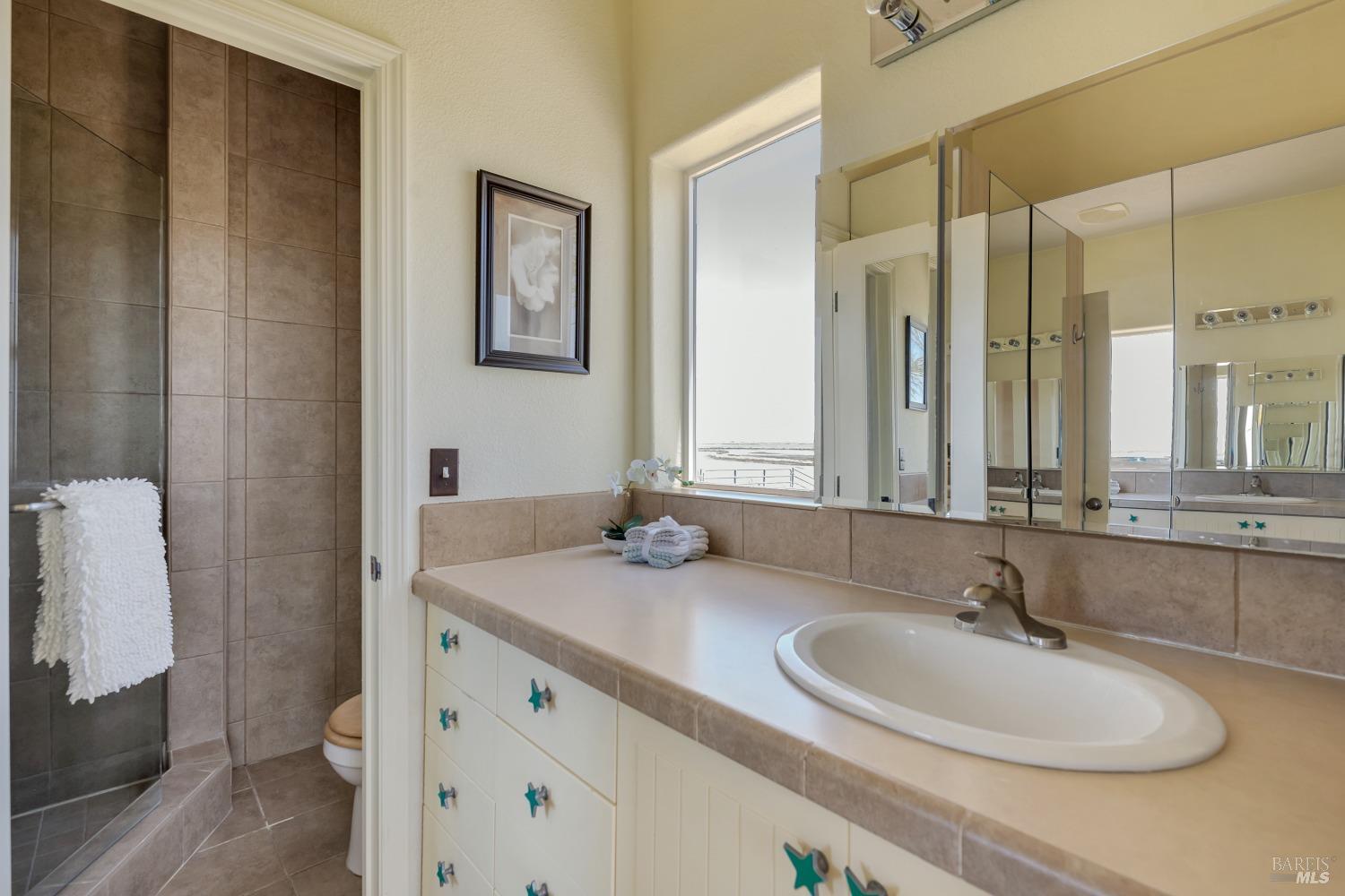 Detail Gallery Image 13 of 23 For 3030 Sears Point Rd, Sonoma,  CA 95476 - 3 Beds | 2 Baths