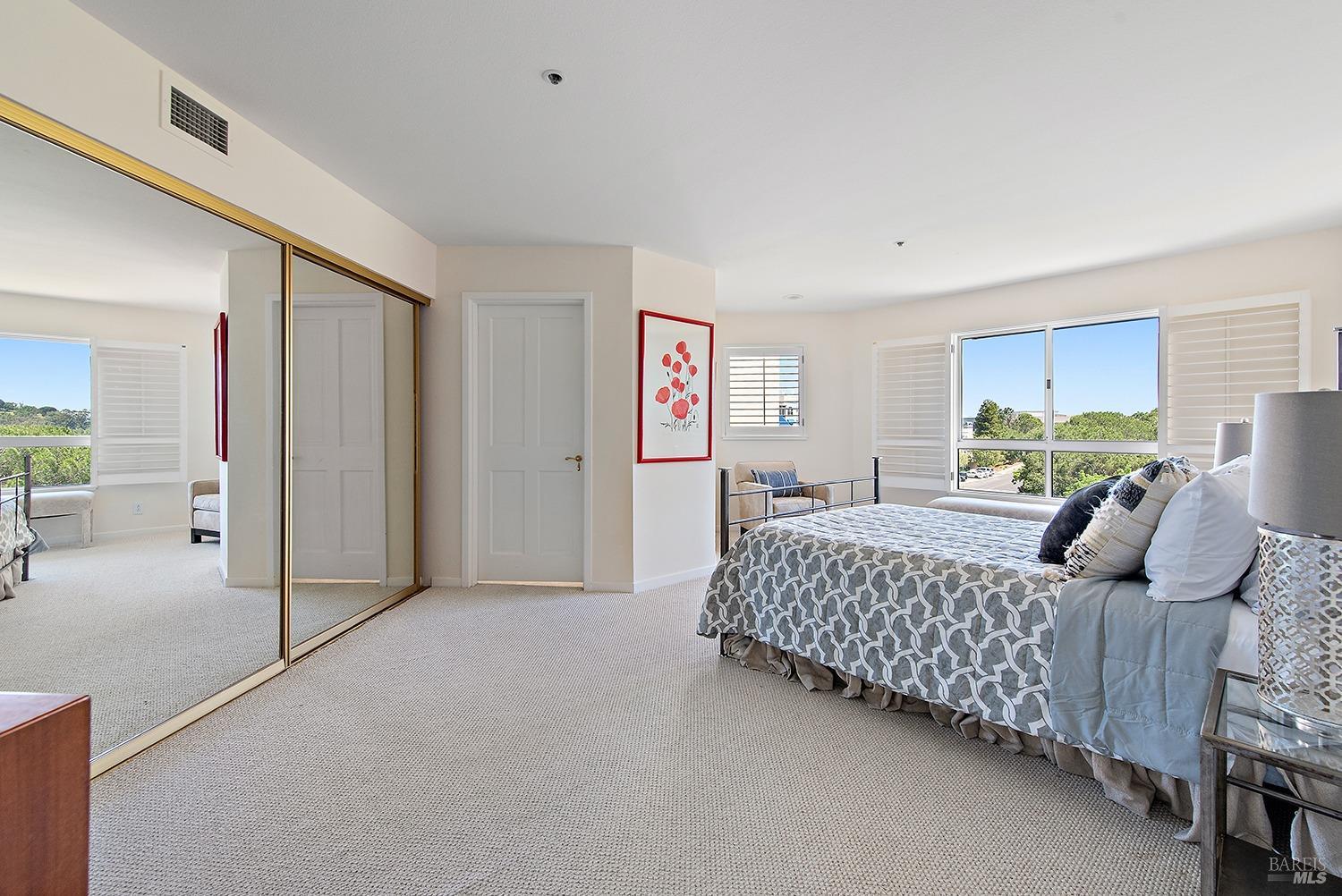 Detail Gallery Image 14 of 35 For 100 Thorndale Dr #319,  San Rafael,  CA 94903 - 2 Beds | 2 Baths