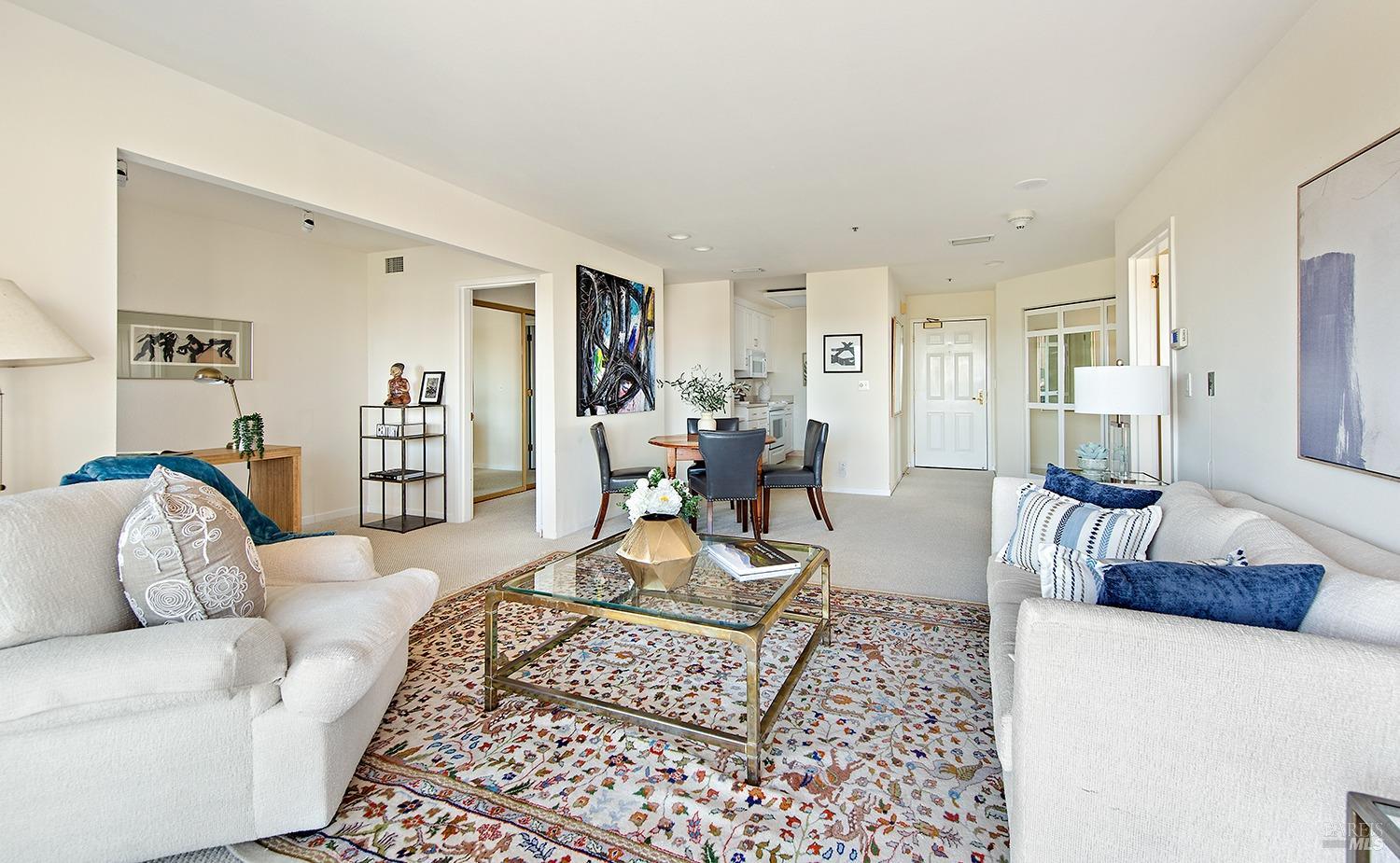 Detail Gallery Image 4 of 35 For 100 Thorndale Dr #319,  San Rafael,  CA 94903 - 2 Beds | 2 Baths