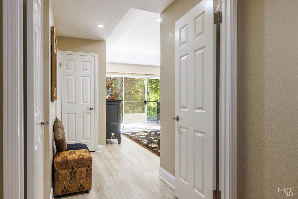 Detail Gallery Image 21 of 58 For 438 Trail Ridge Pl, Santa Rosa,  CA 95409 - 3 Beds | 2 Baths