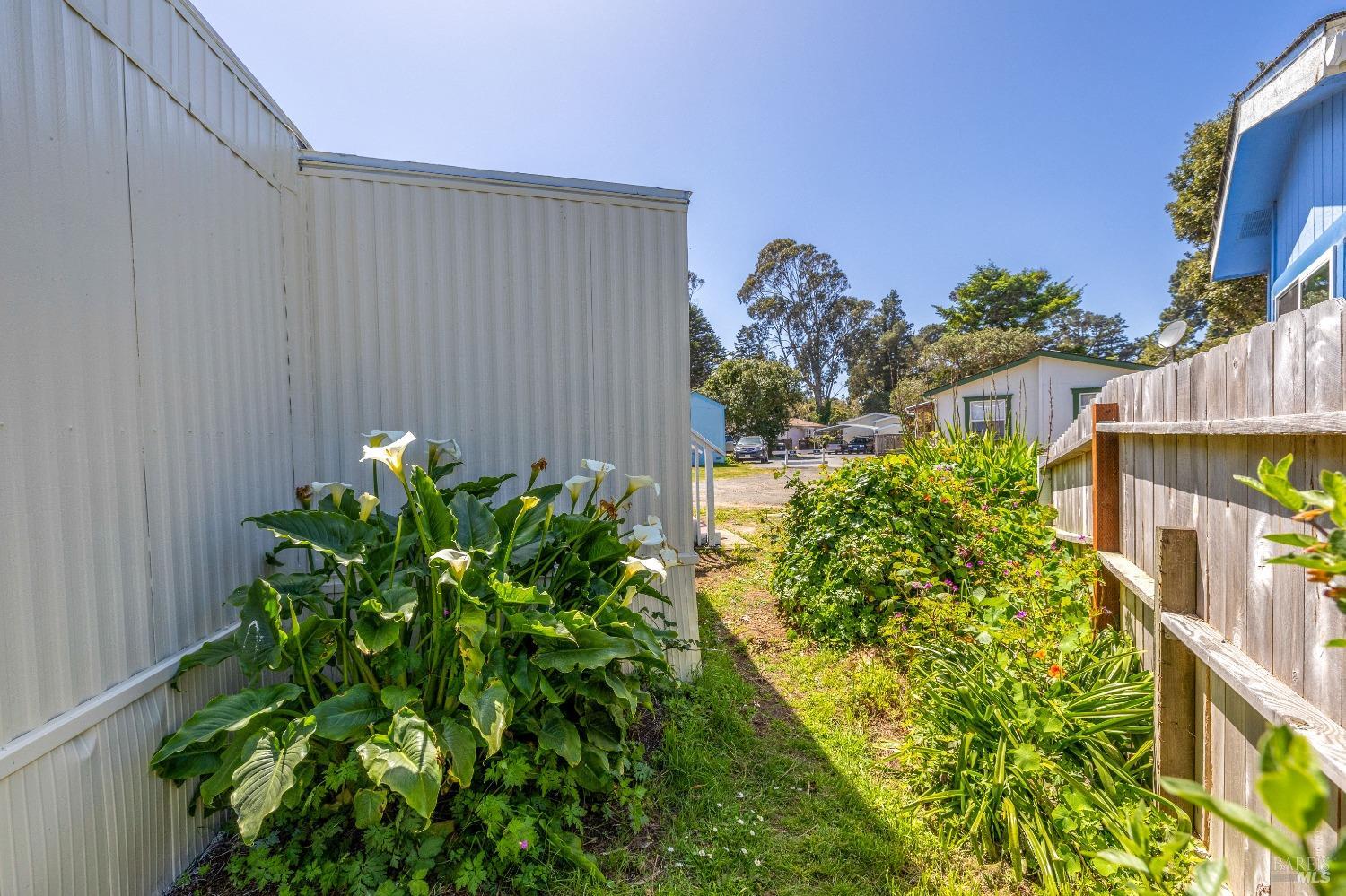 Detail Gallery Image 23 of 39 For 17900 Ocean Dr 46, Fort Bragg,  CA 95437 - 2 Beds | 1 Baths