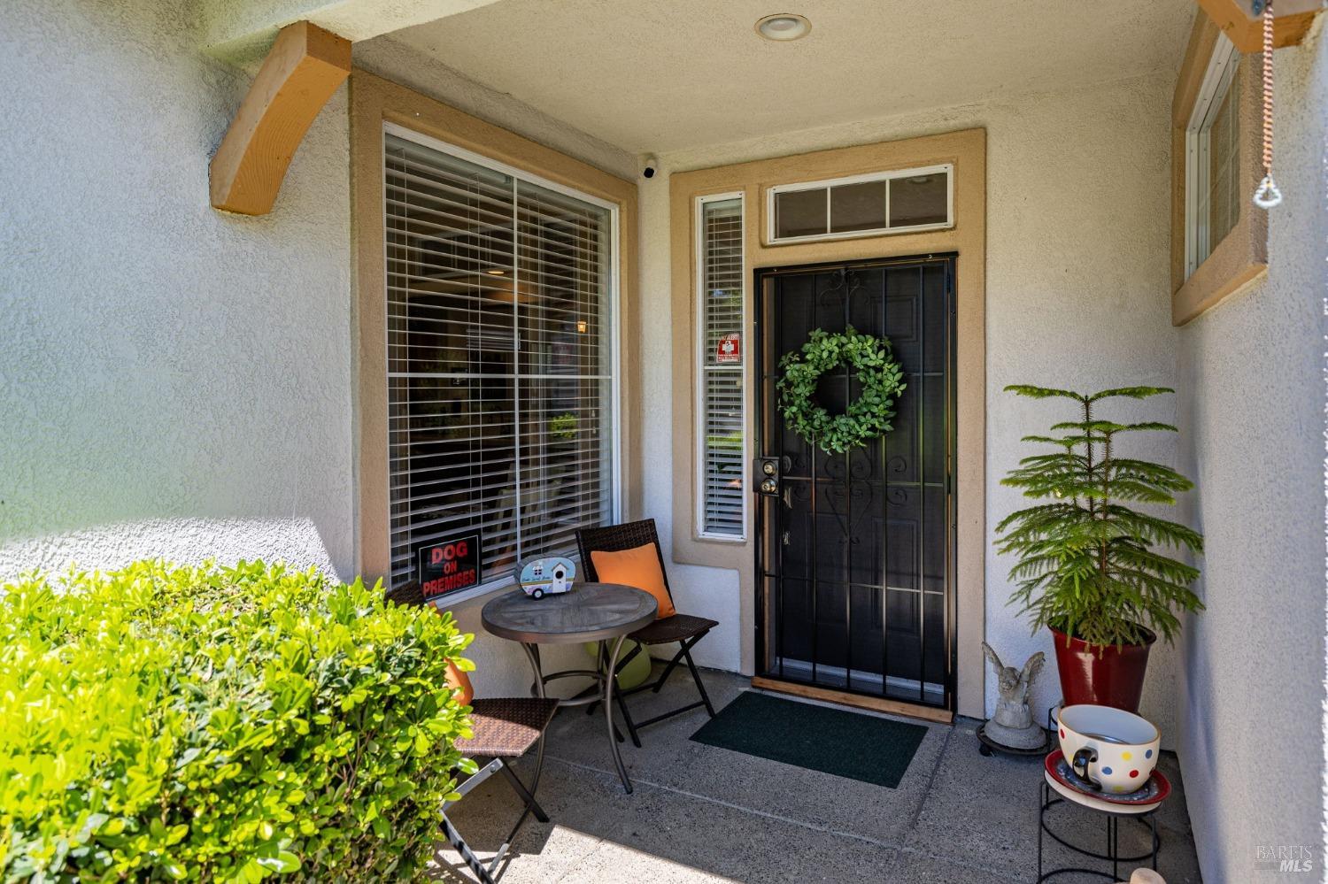 Detail Gallery Image 5 of 45 For 100 W Brookside Dr, Cloverdale,  CA 95425 - 2 Beds | 2 Baths
