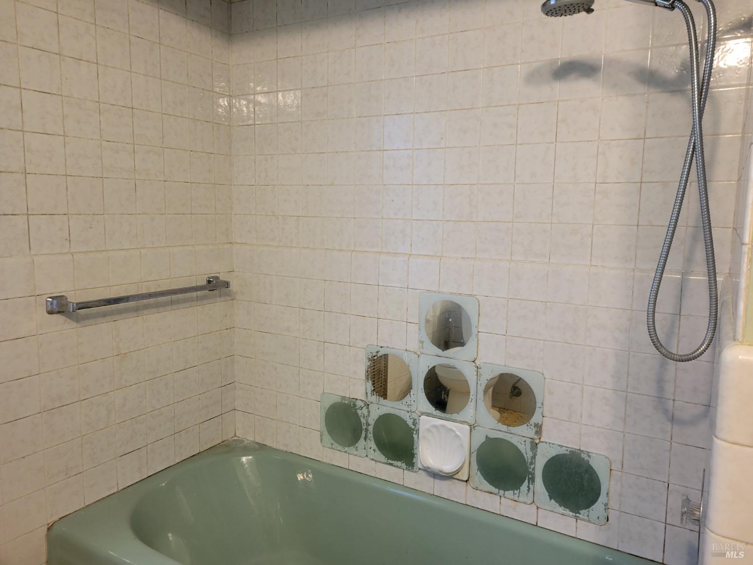 Detail Gallery Image 17 of 23 For 357 Springs Rd, Vallejo,  CA 94590 - 2 Beds | 1 Baths