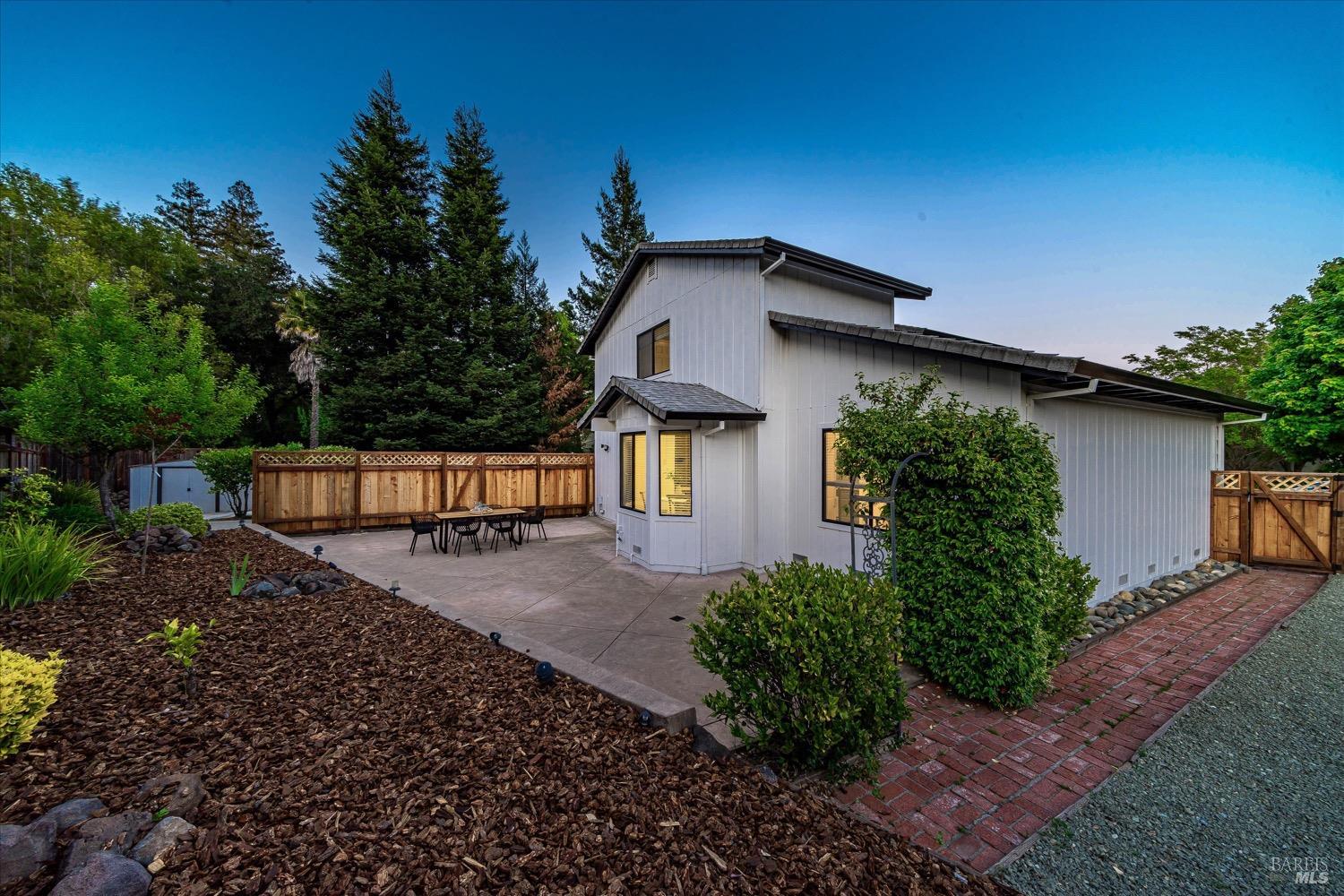 Detail Gallery Image 56 of 61 For 1025 Charlson Way, Napa,  CA 94558 - 3 Beds | 2/1 Baths