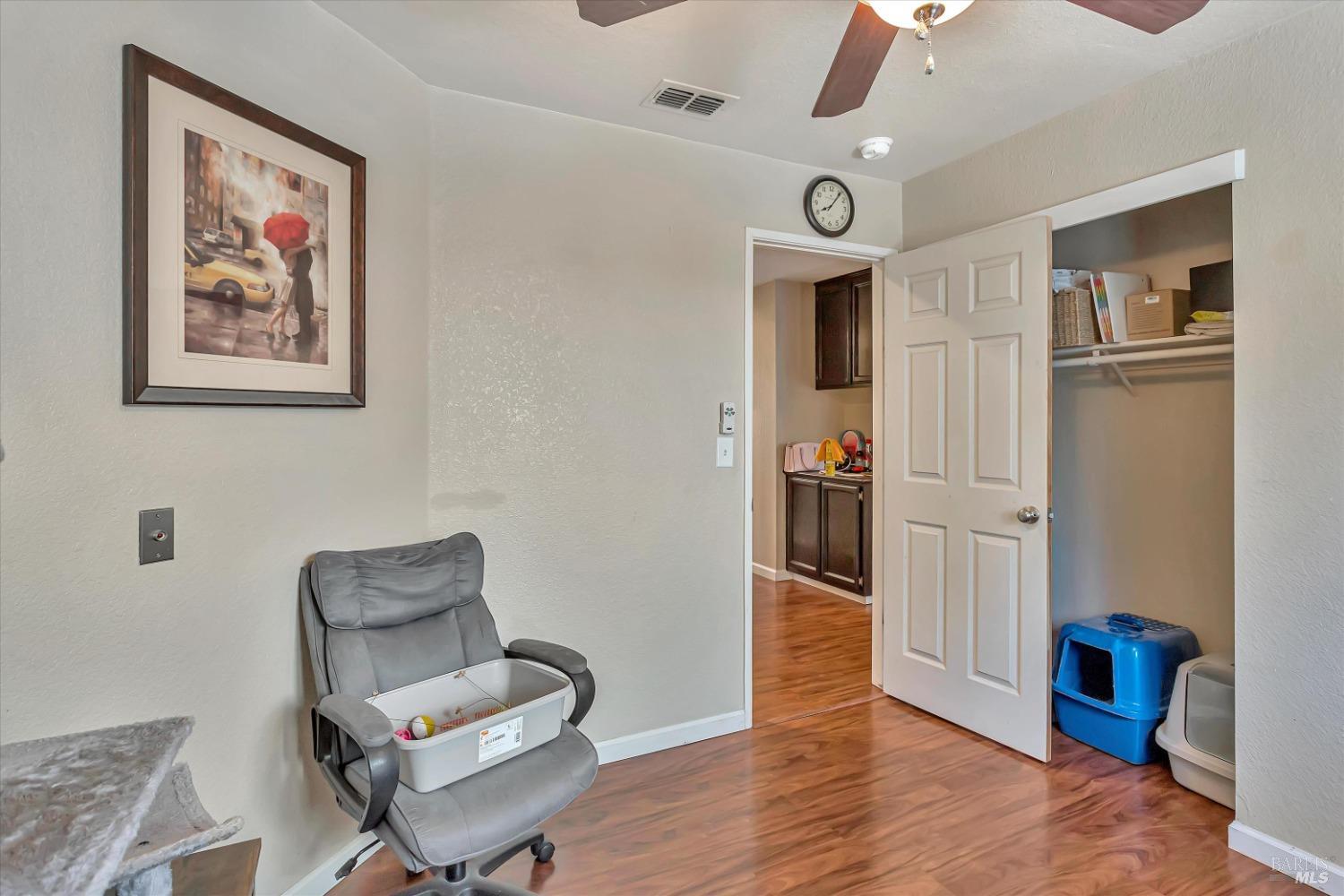 Detail Gallery Image 20 of 29 For 113 Amberwood Ct, Vacaville,  CA 95688 - 4 Beds | 2 Baths