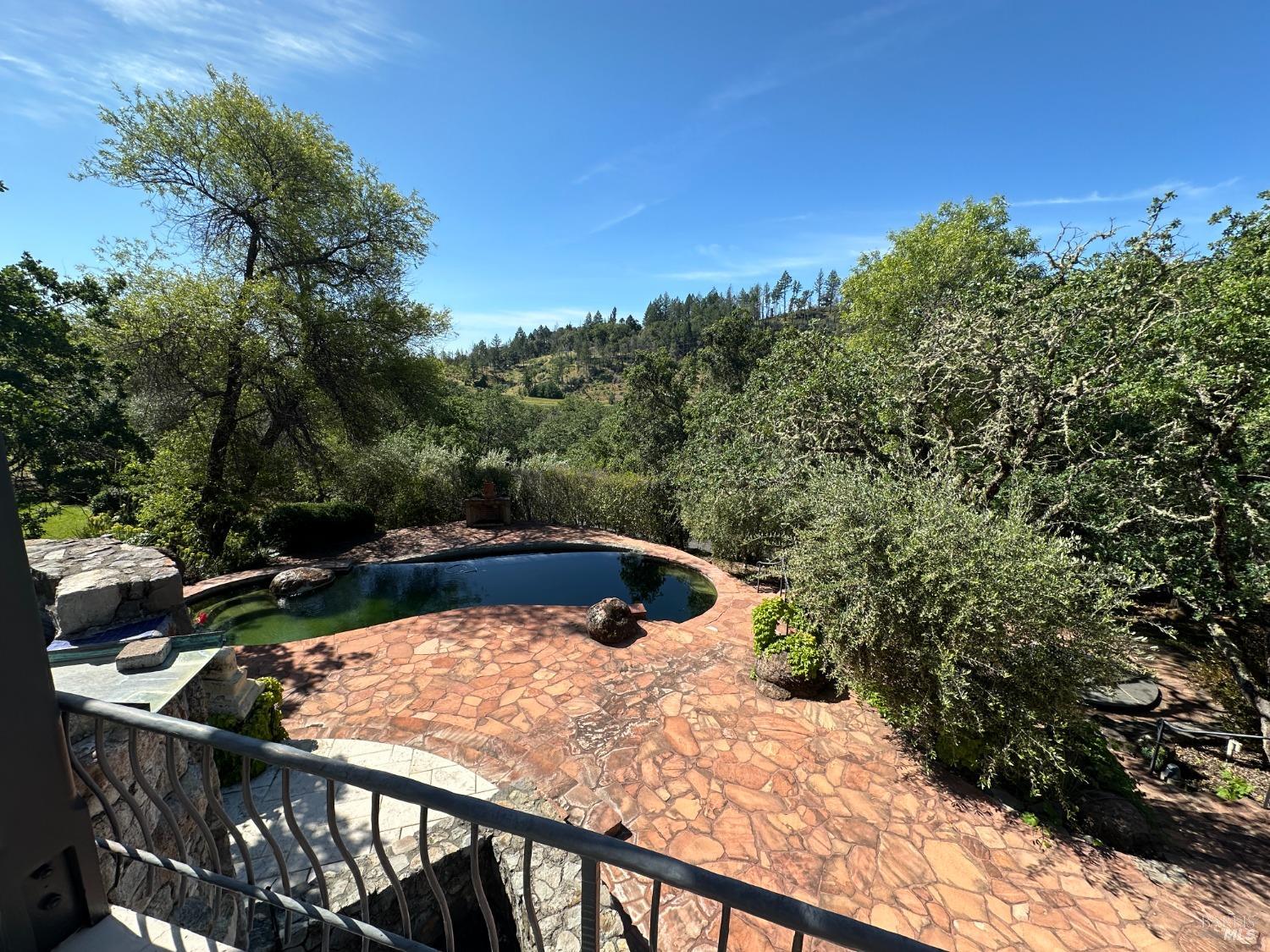 Detail Gallery Image 5 of 35 For 1881 Howell Mountain Rd, Saint Helena,  CA 94574 - 4 Beds | 3/2 Baths
