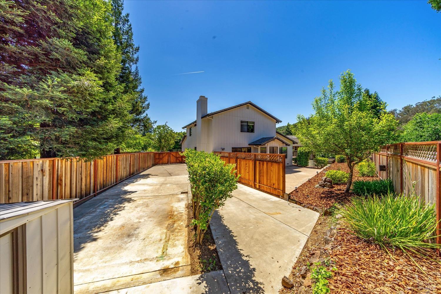 Detail Gallery Image 53 of 61 For 1025 Charlson Way, Napa,  CA 94558 - 3 Beds | 2/1 Baths