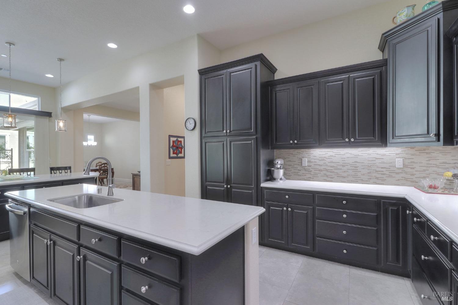 Detail Gallery Image 28 of 85 For 212 Summerset Dr, Rio Vista,  CA 94571 - 2 Beds | 2/1 Baths