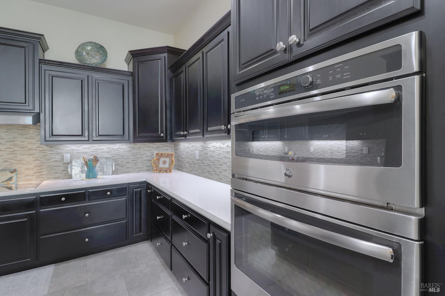 Detail Gallery Image 32 of 85 For 212 Summerset Dr, Rio Vista,  CA 94571 - 2 Beds | 2/1 Baths